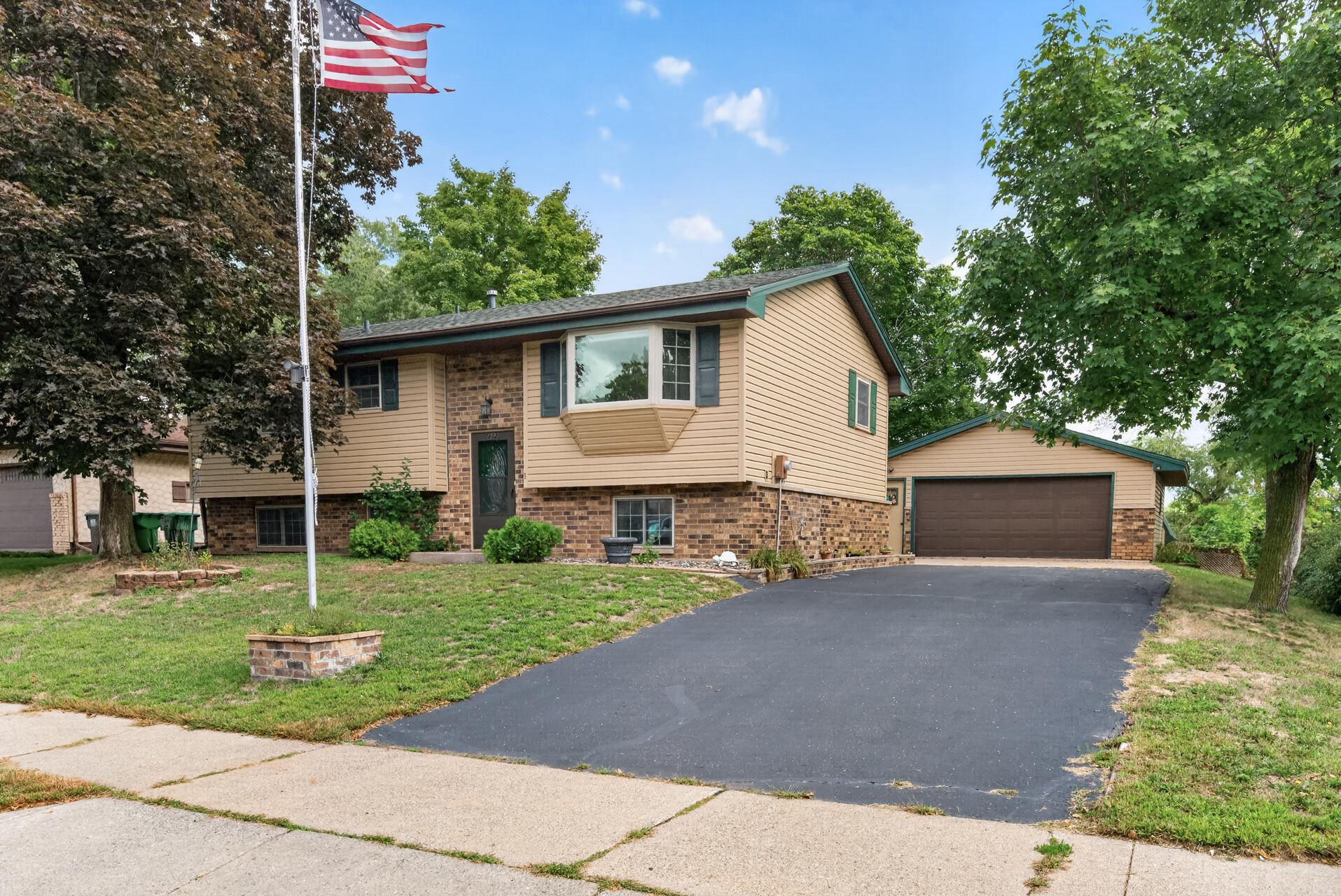 View of Residential at 802 Charlotte Drive, Anoka MN 55303, Anoka (2 of 13) - Mike Wilen | Minnesota Team Real Estate