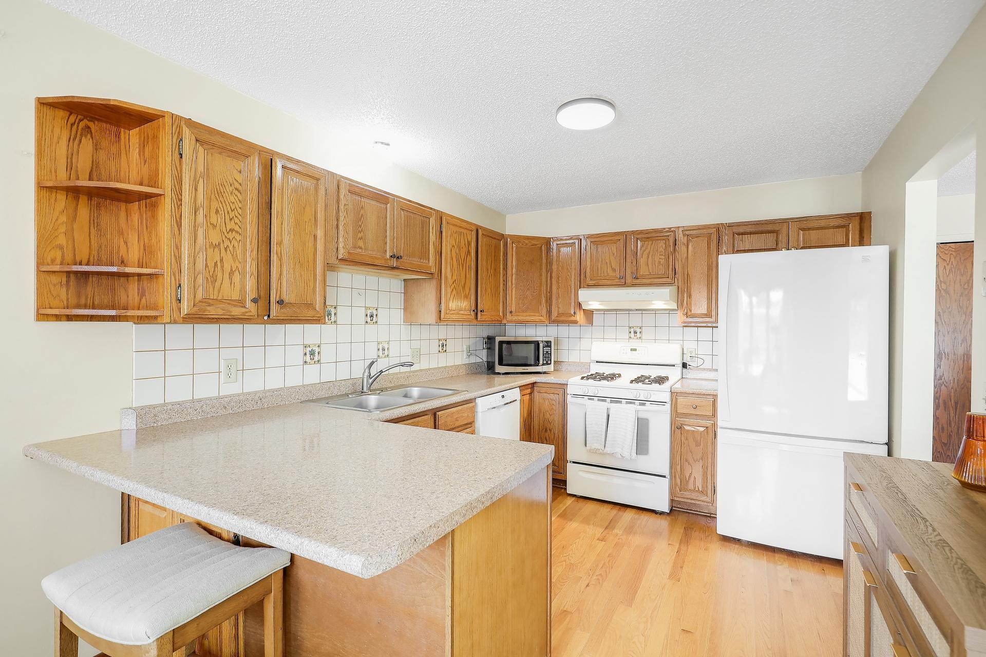 View of Residential Income at 1791 Morgan Avenue, Saint Paul MN 55116, Saint Paul (12 of 49) - Mike Wilen | Minnesota Team Real Estate