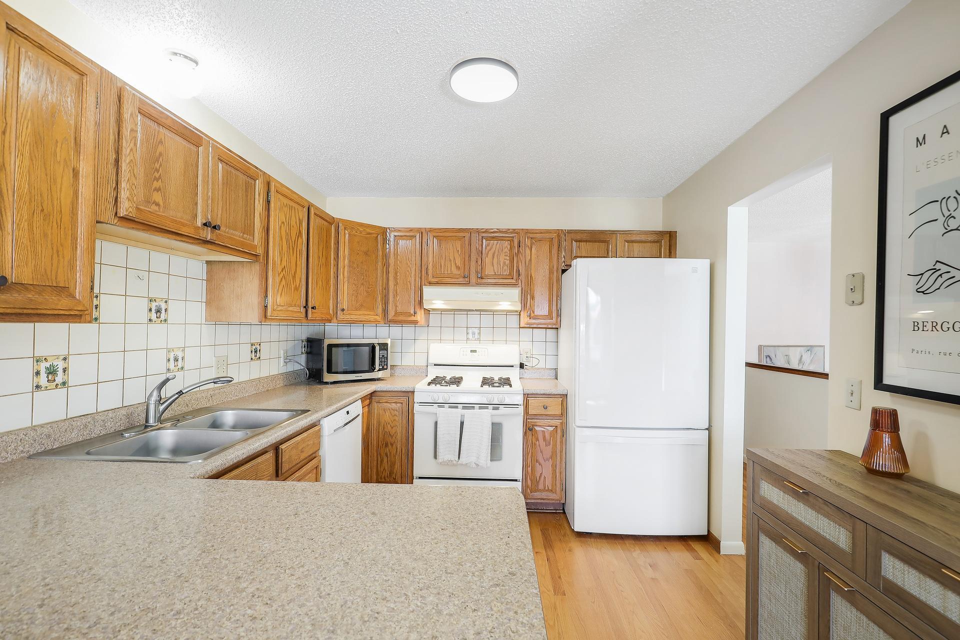 View of Residential Income at 1791 Morgan Avenue, Saint Paul MN 55116, Saint Paul (17 of 49) - Mike Wilen | Minnesota Team Real Estate