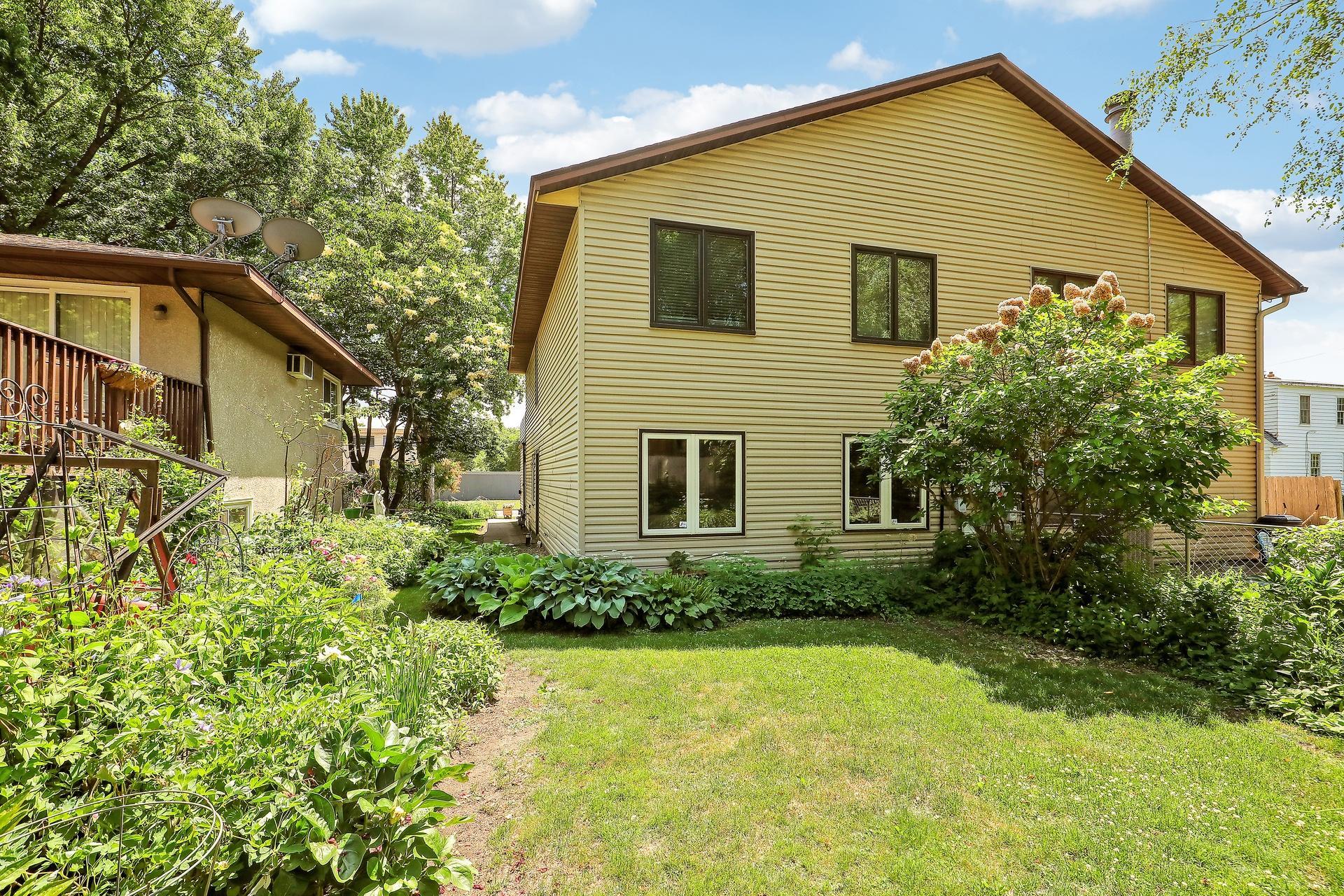 View of Residential Income at 1791 Morgan Avenue, Saint Paul MN 55116, Saint Paul (42 of 49) - Mike Wilen | Minnesota Team Real Estate