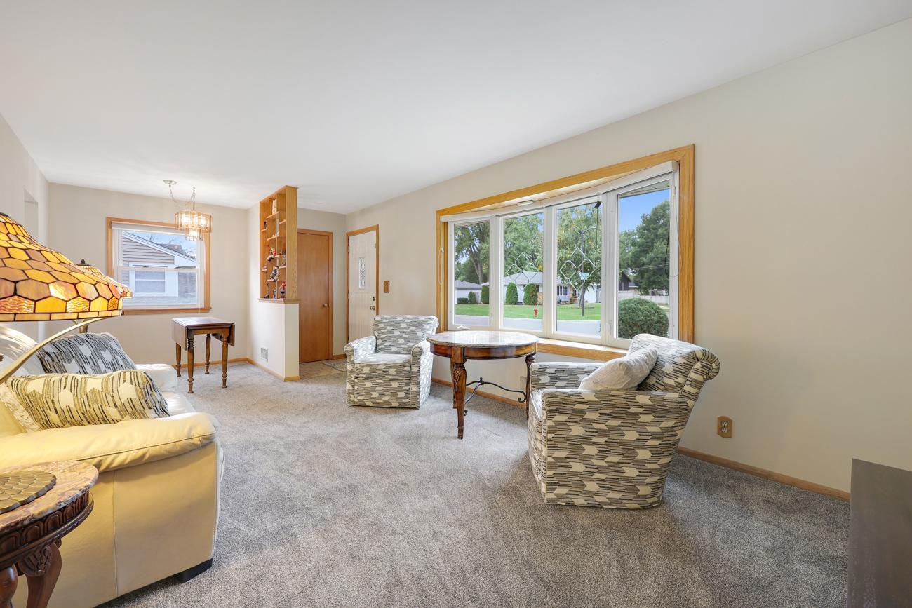 View of Residential at 6324 Lee Avenue, Brooklyn Center MN 55429, Brooklyn Center (8 of 37) - Mike Wilen | Minnesota Team Real Estate
