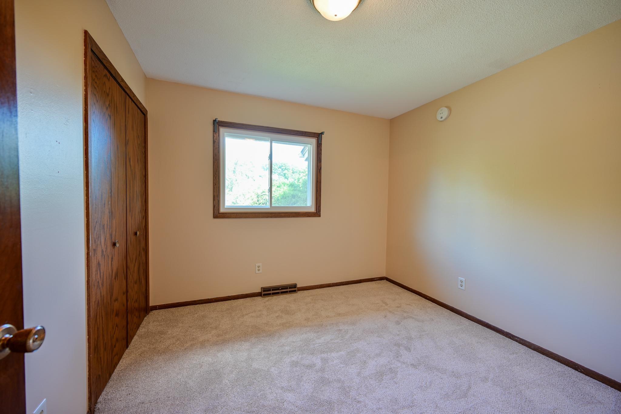 View of Residential at 2601 Brookview Drive, Burnsville MN 55337, Burnsville (26 of 38) - Mike Wilen | Minnesota Team Real Estate
