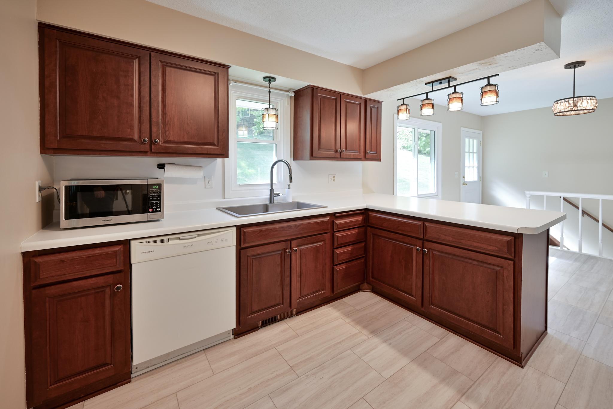 View of Residential at 2601 Brookview Drive, Burnsville MN 55337, Burnsville (6 of 38) - Mike Wilen | Minnesota Team Real Estate