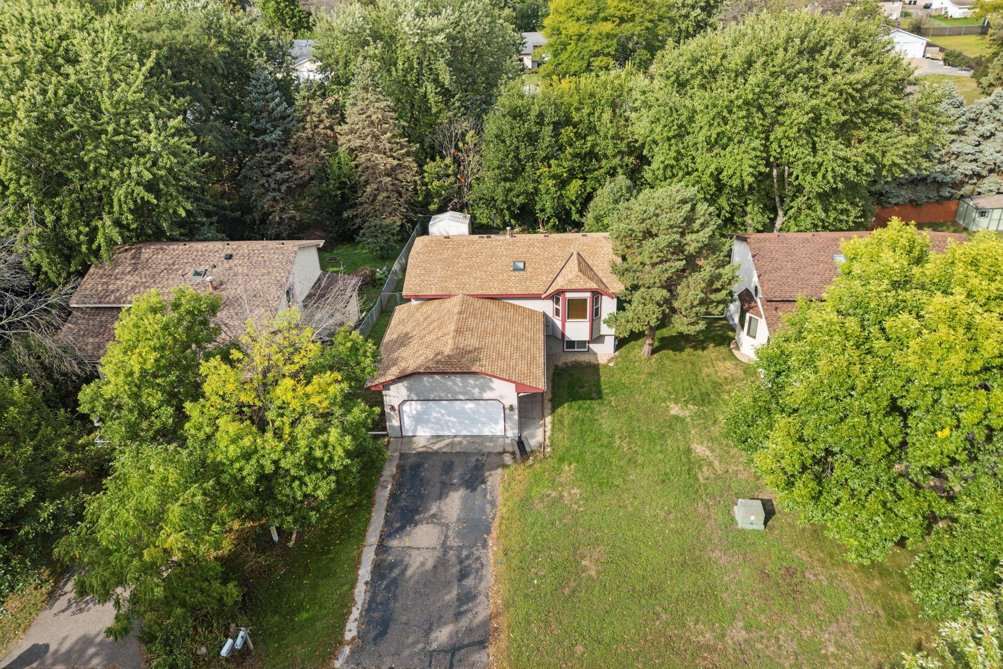 View of Residential at 1652 84th Court, Brooklyn Park MN 55444, Brooklyn Park (32 of 41) - Mike Wilen | Minnesota Team Real Estate
