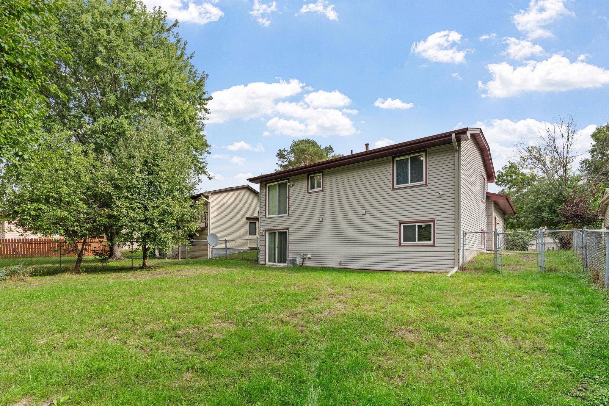 View of Residential at 1652 84th Court, Brooklyn Park MN 55444, Brooklyn Park (3 of 41) - Mike Wilen | Minnesota Team Real Estate