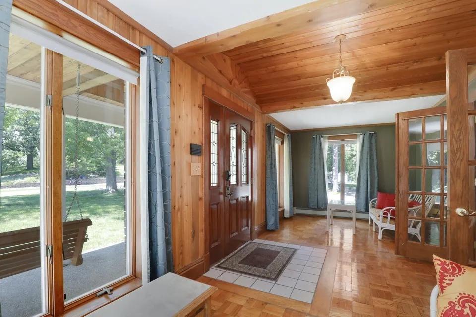 View of Residential Income at 1598 Shore Drive, Saint Paul MN 55106, Saint Paul (21 of 41) - Mike Wilen | Minnesota Team Real Estate