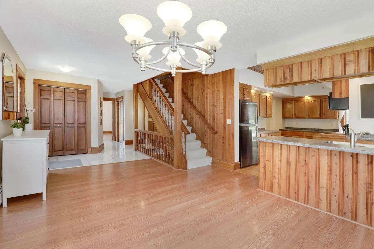 View of Residential Income at 1598 Shore Drive, Saint Paul MN 55106, Saint Paul (25 of 41) - Mike Wilen | Minnesota Team Real Estate