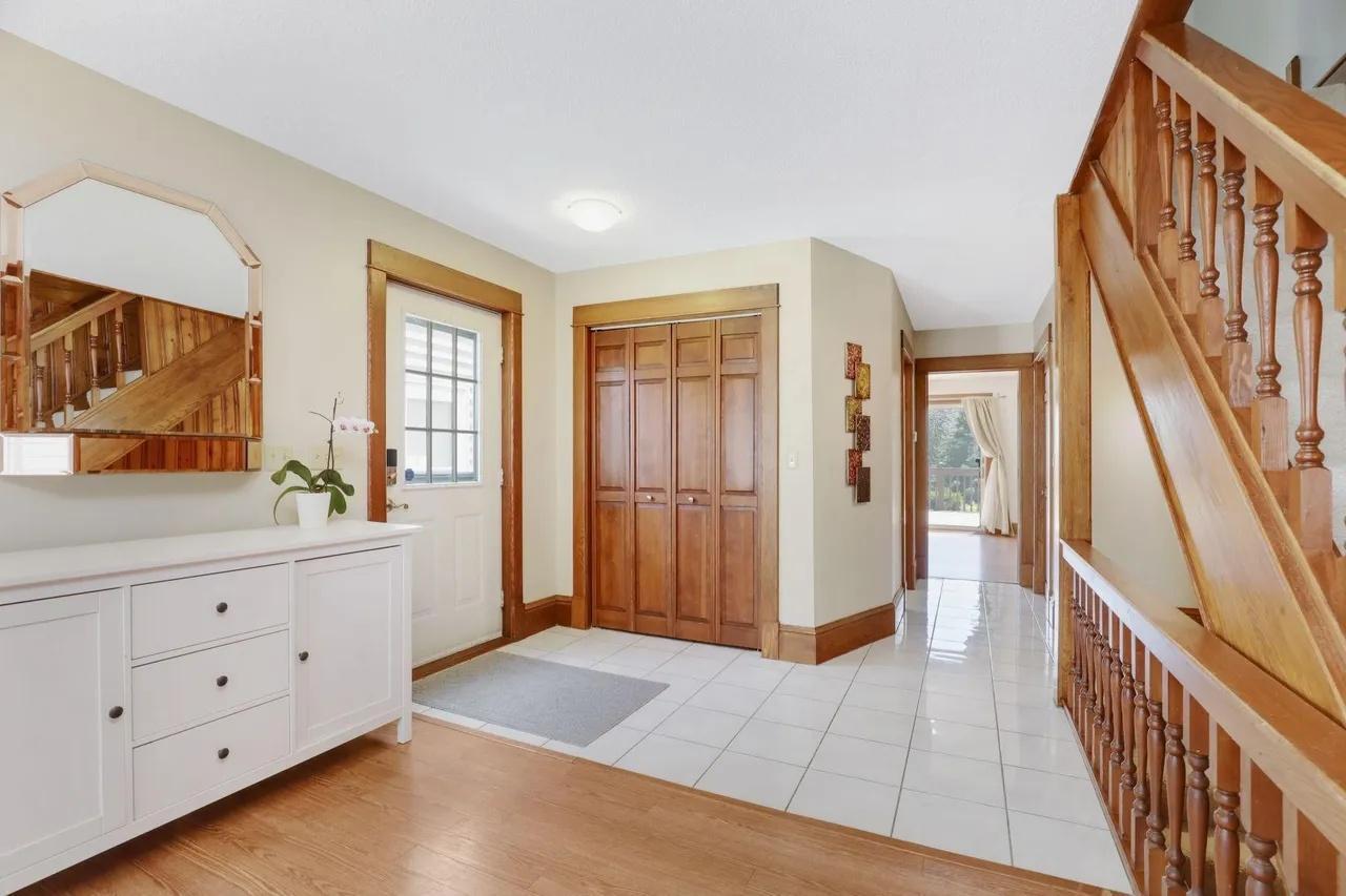View of Residential Income at 1598 Shore Drive, Saint Paul MN 55106, Saint Paul (10 of 41) - Mike Wilen | Minnesota Team Real Estate