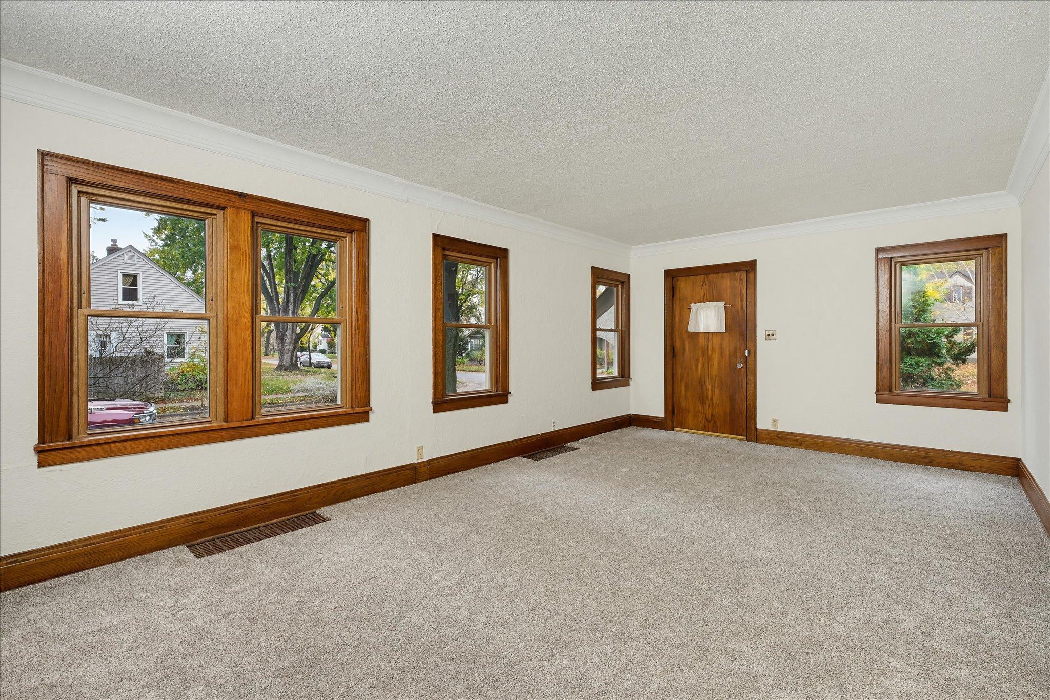 View of Residential at 5257 44th Avenue, Minneapolis MN 55417, Minneapolis (11 of 60) - Mike Wilen | Minnesota Team Real Estate