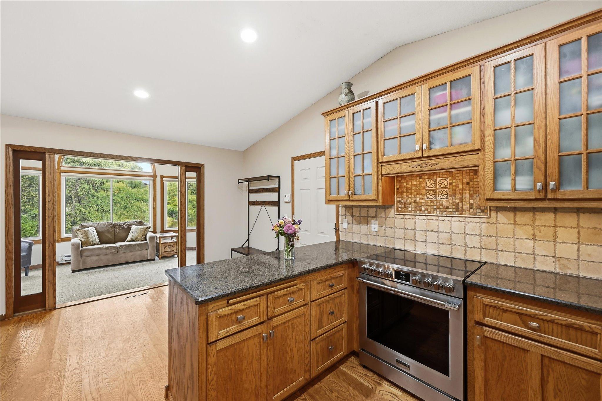 View of Residential at 2523 Oak Court, White Bear Lake MN 55110, White Bear Lake (10 of 34) - Mike Wilen | Minnesota Team Real Estate