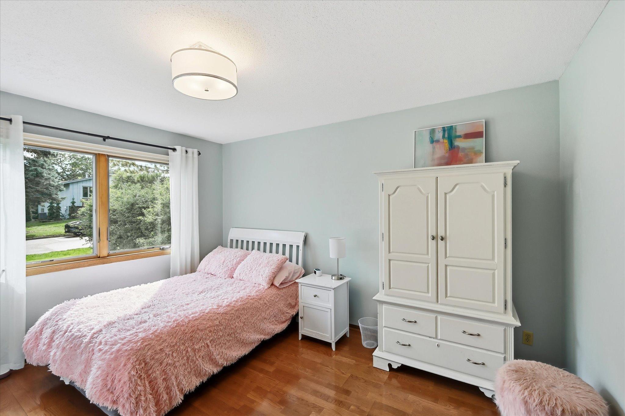 View of Residential at 2523 Oak Court, White Bear Lake MN 55110, White Bear Lake (21 of 34) - Mike Wilen | Minnesota Team Real Estate