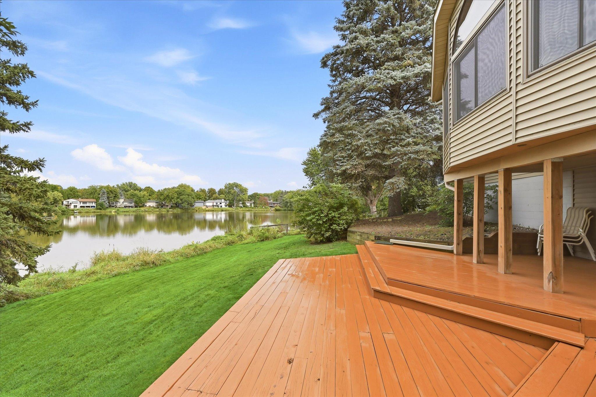 View of Residential at 2523 Oak Court, White Bear Lake MN 55110, White Bear Lake (33 of 34) - Mike Wilen | Minnesota Team Real Estate