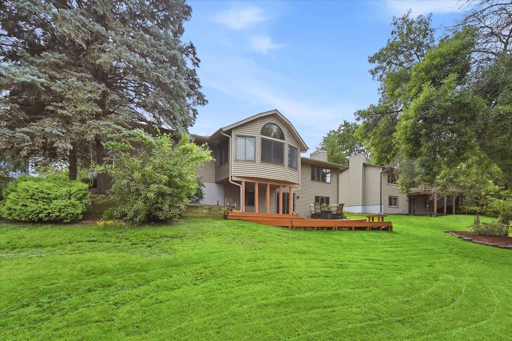 View of Residential at 2523 Oak Court, White Bear Lake MN 55110, White Bear Lake (32 of 34) - Mike Wilen | Minnesota Team Real Estate