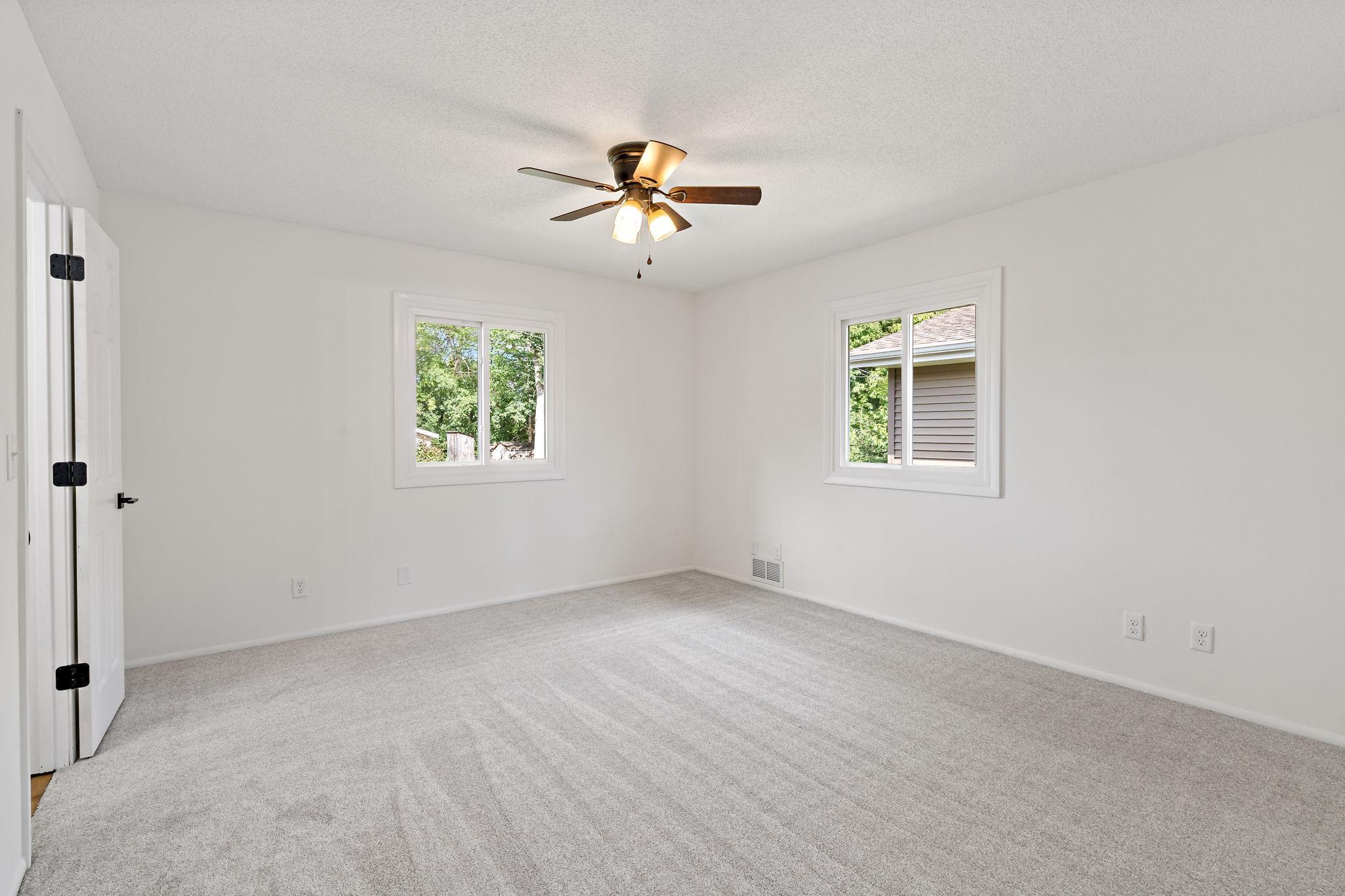 View of Residential at 1579 Leone Avenue, Saint Paul MN 55106, Saint Paul (22 of 40) - Mike Wilen | Minnesota Team Real Estate