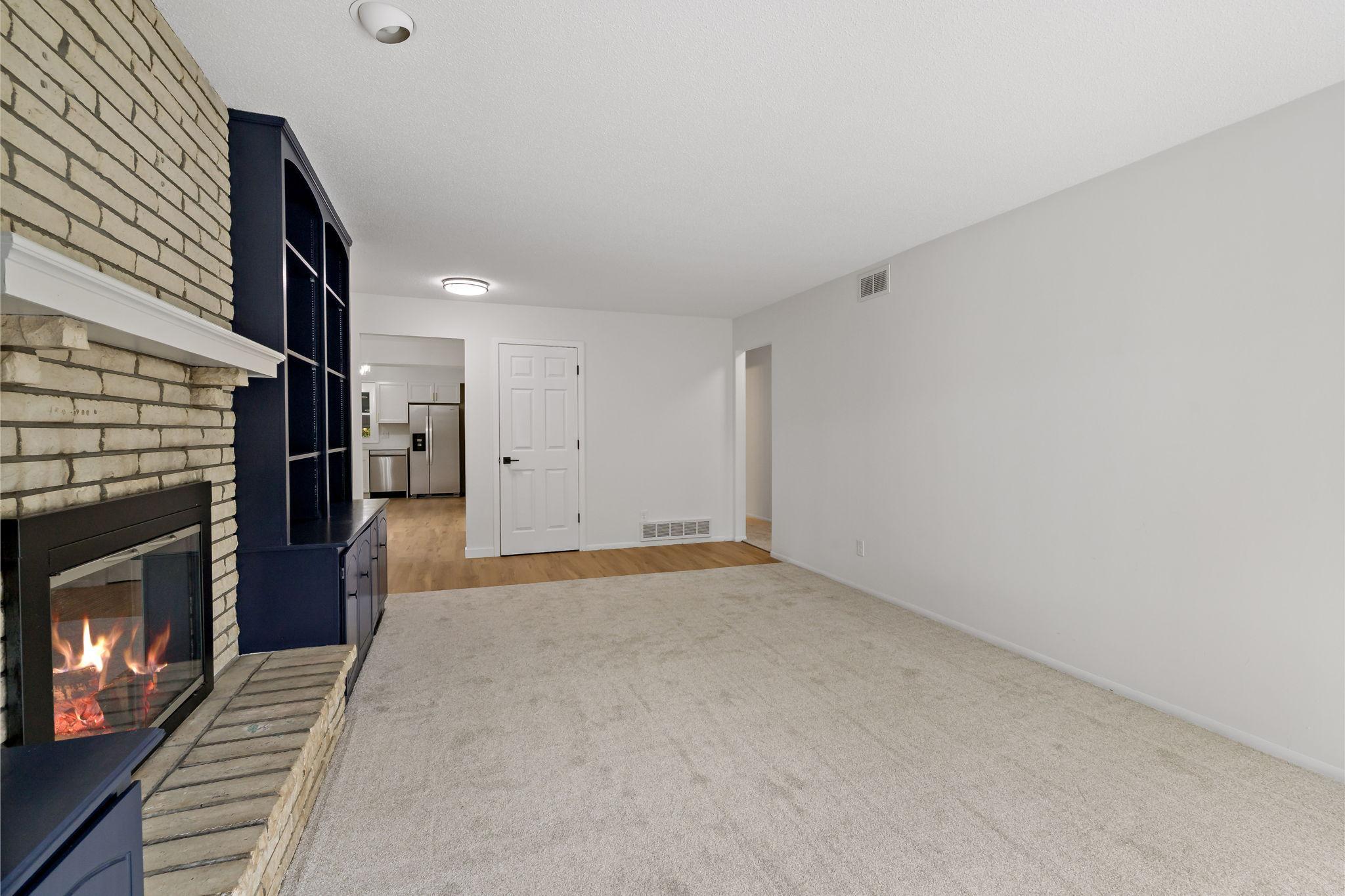 View of Residential at 1579 Leone Avenue, Saint Paul MN 55106, Saint Paul (12 of 40) - Mike Wilen | Minnesota Team Real Estate