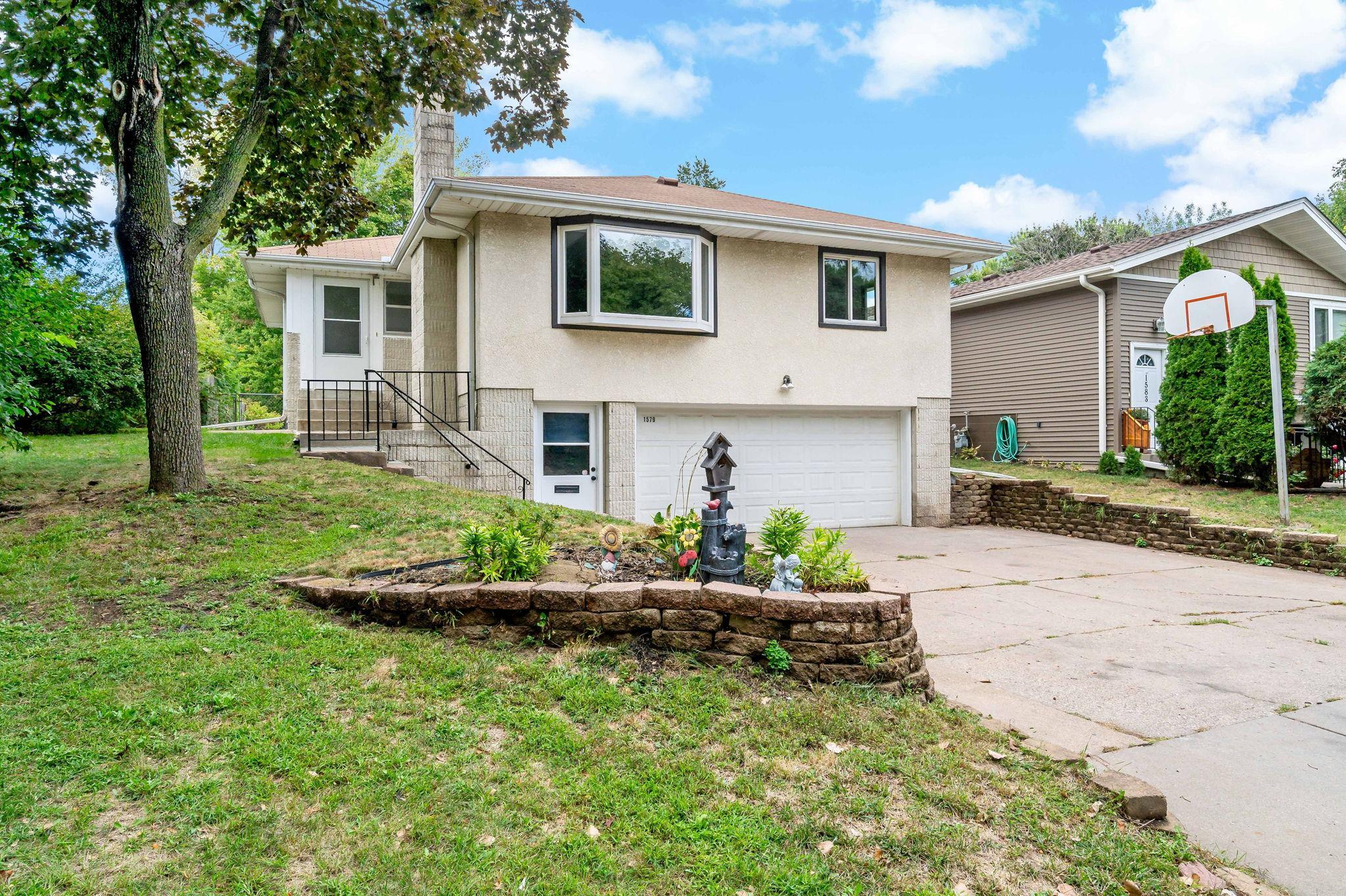 View of Residential at 1579 Leone Avenue, Saint Paul MN 55106, Saint Paul (36 of 40) - Mike Wilen | Minnesota Team Real Estate