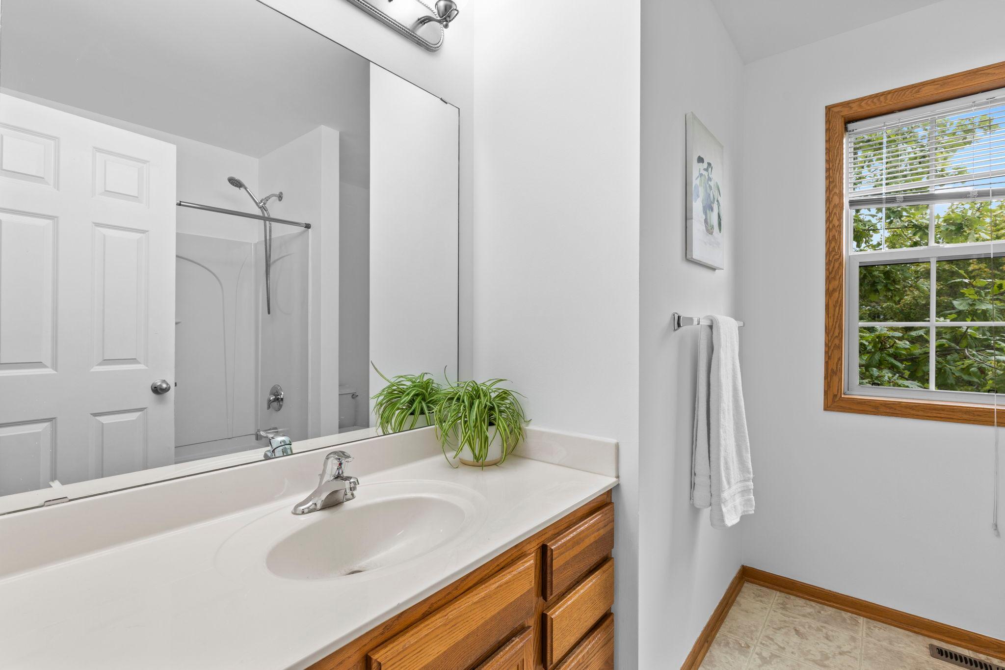 View of Residential at 1626 Woodlynn Avenue #1, Maplewood MN 55109, Maplewood (17 of 23) - Mike Wilen | Minnesota Team Real Estate