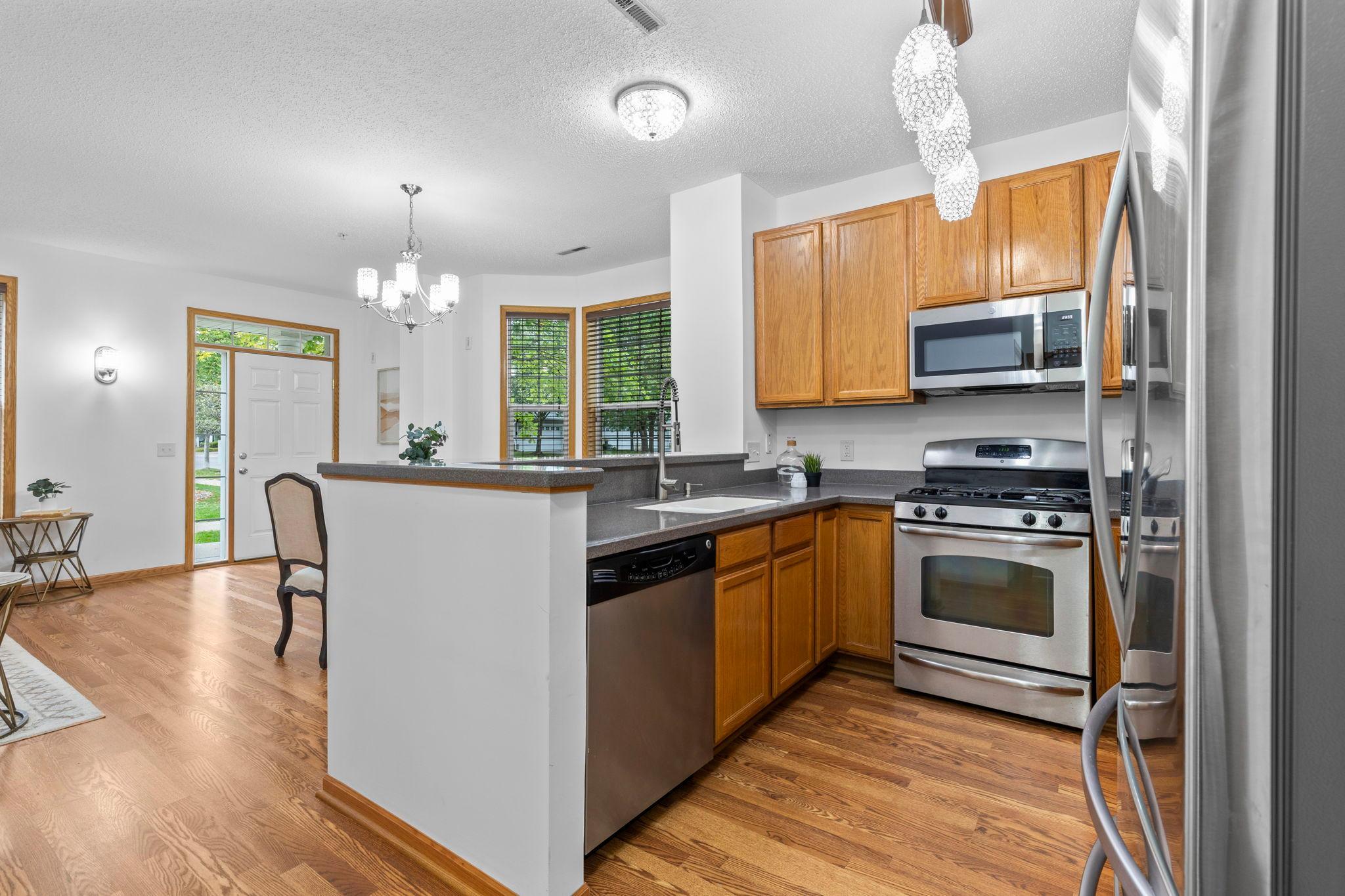 View of Residential at 1626 Woodlynn Avenue #1, Maplewood MN 55109, Maplewood (5 of 23) - Mike Wilen | Minnesota Team Real Estate