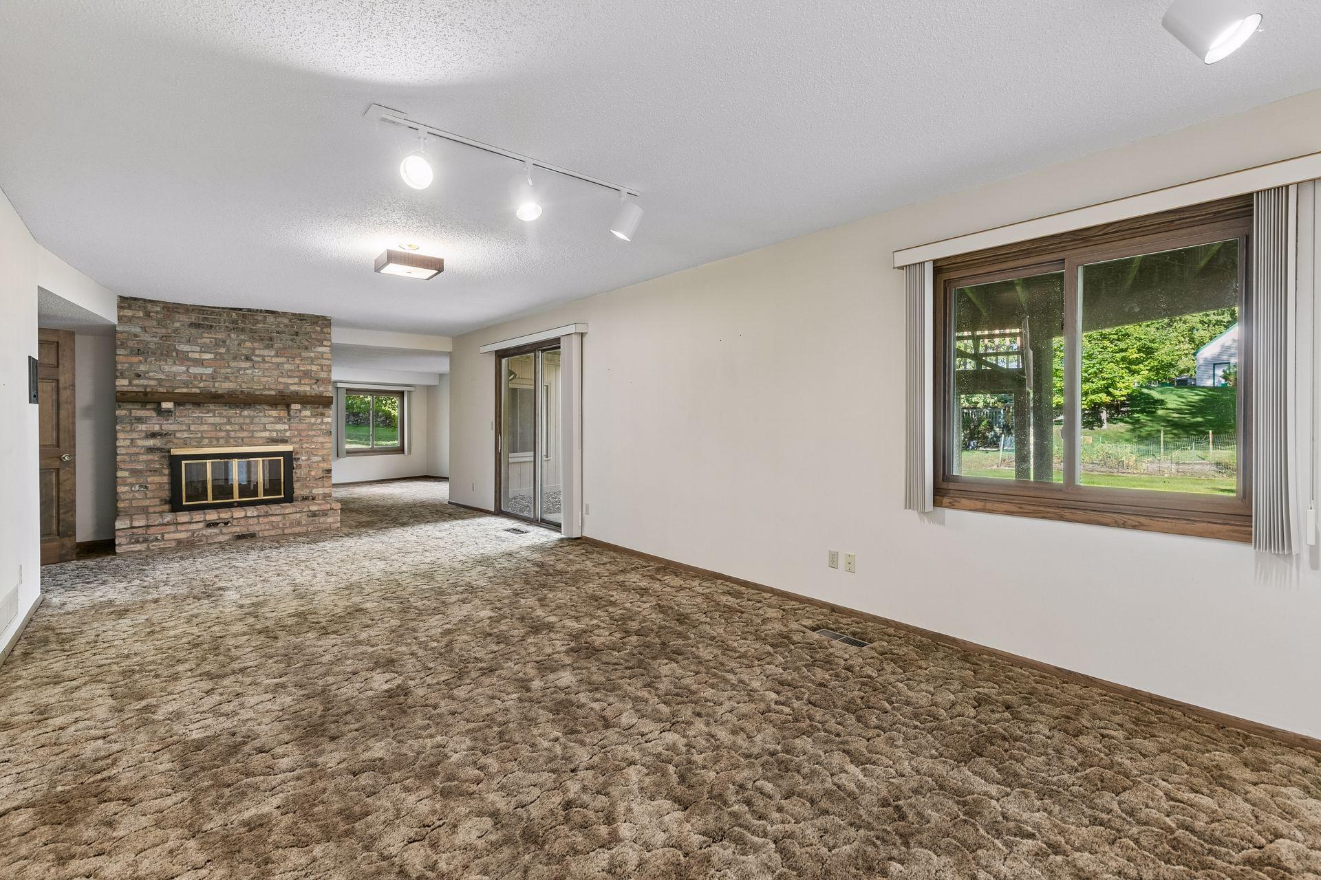 View of Residential at 2716 Isle Royale Court, Burnsville MN 55337, Burnsville (29 of 63) - Mike Wilen | Minnesota Team Real Estate