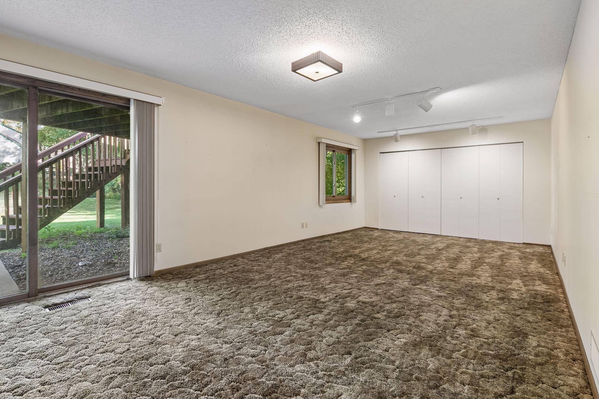 View of Residential at 2716 Isle Royale Court, Burnsville MN 55337, Burnsville (27 of 63) - Mike Wilen | Minnesota Team Real Estate