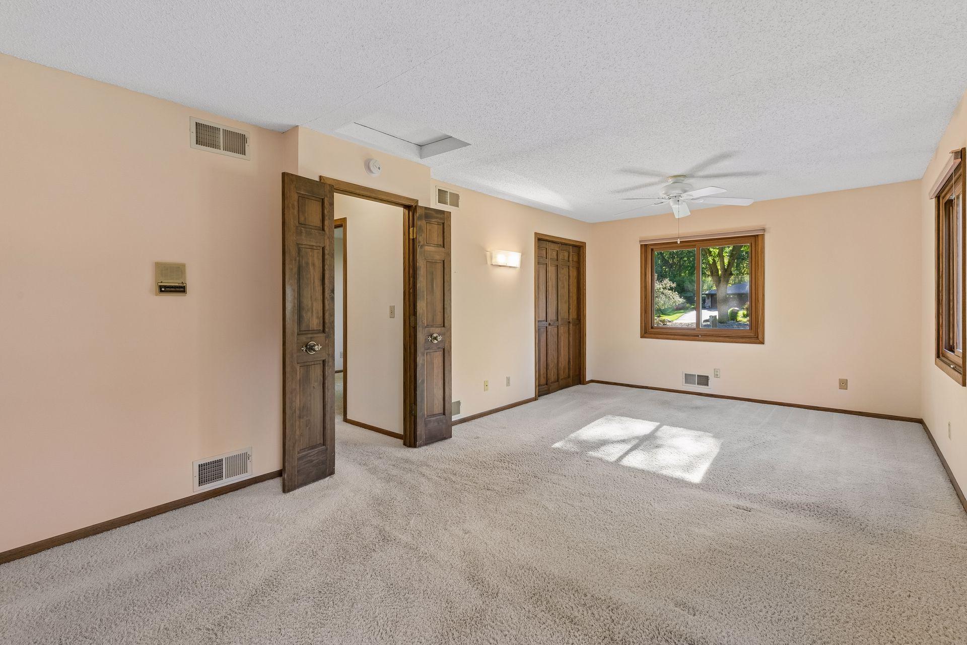 View of Residential at 2716 Isle Royale Court, Burnsville MN 55337, Burnsville (20 of 63) - Mike Wilen | Minnesota Team Real Estate