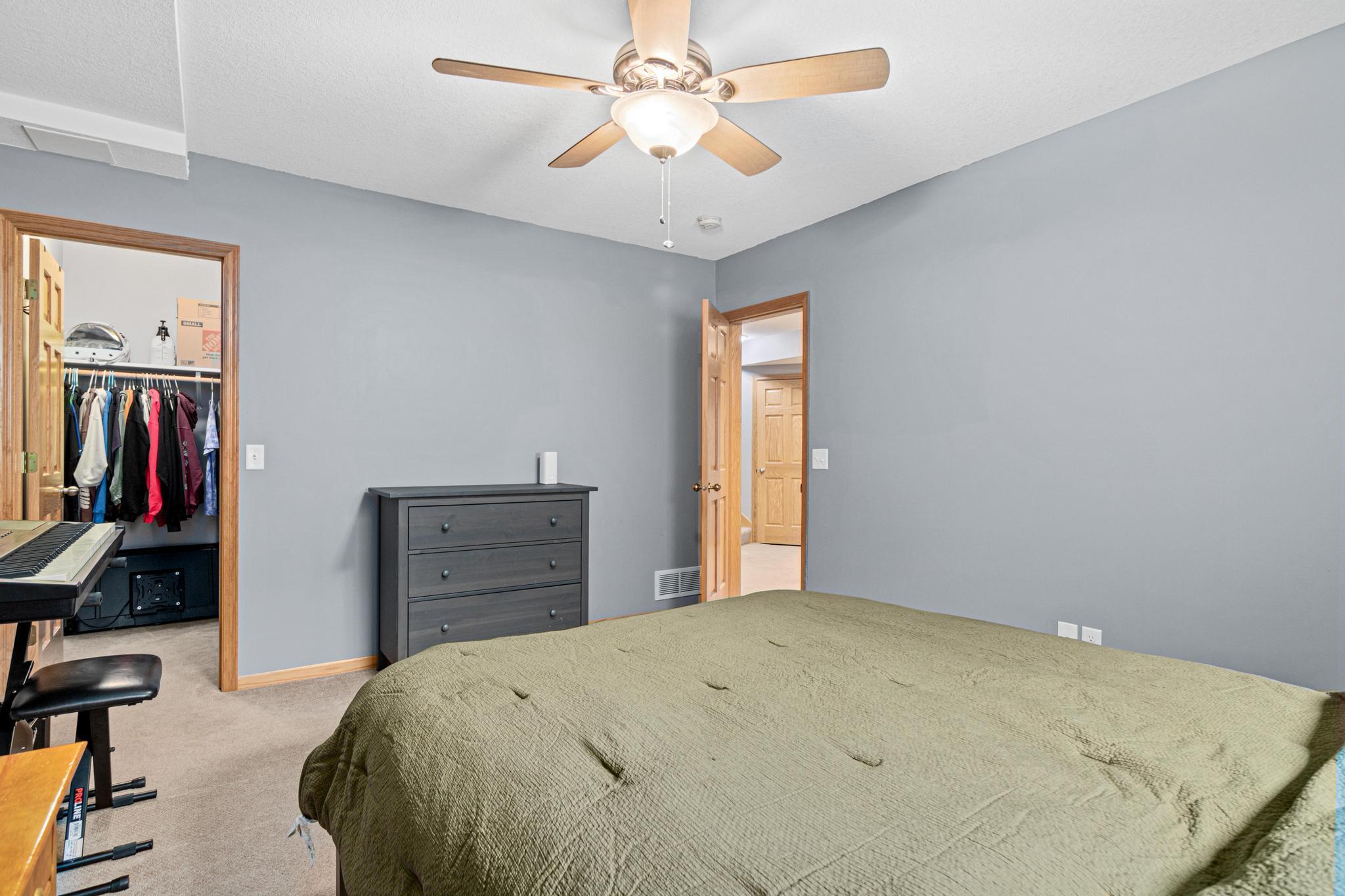 View of Residential at 726 Camberwell Drive, Eagan MN 55123, Eagan (40 of 54) - Mike Wilen | Minnesota Team Real Estate