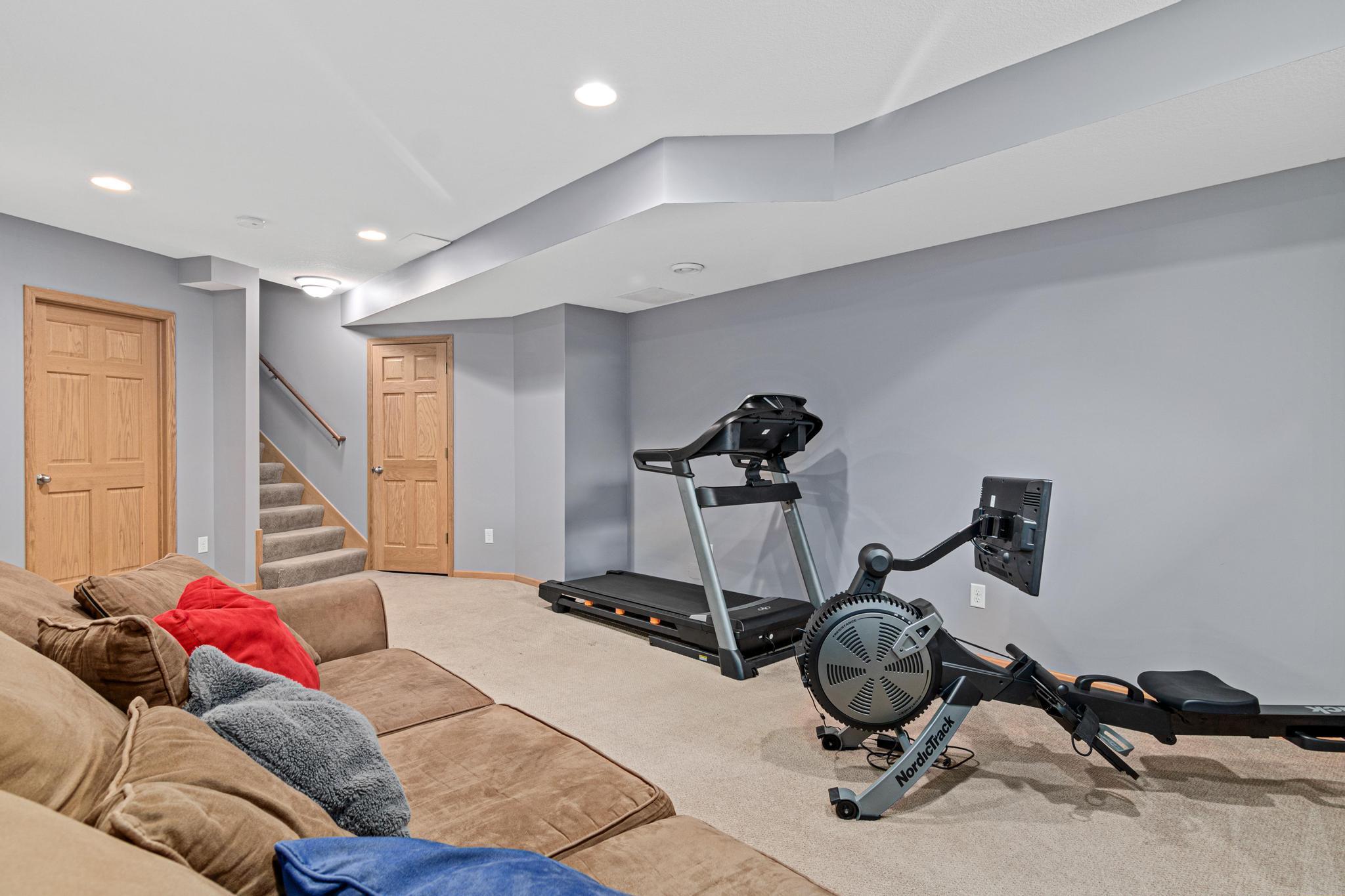 View of Residential at 726 Camberwell Drive, Eagan MN 55123, Eagan (37 of 54) - Mike Wilen | Minnesota Team Real Estate