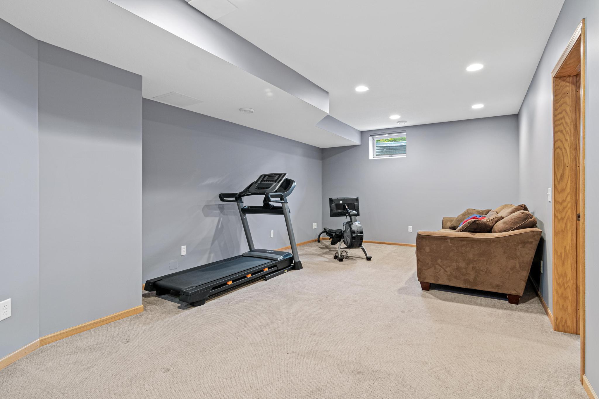 View of Residential at 726 Camberwell Drive, Eagan MN 55123, Eagan (38 of 54) - Mike Wilen | Minnesota Team Real Estate