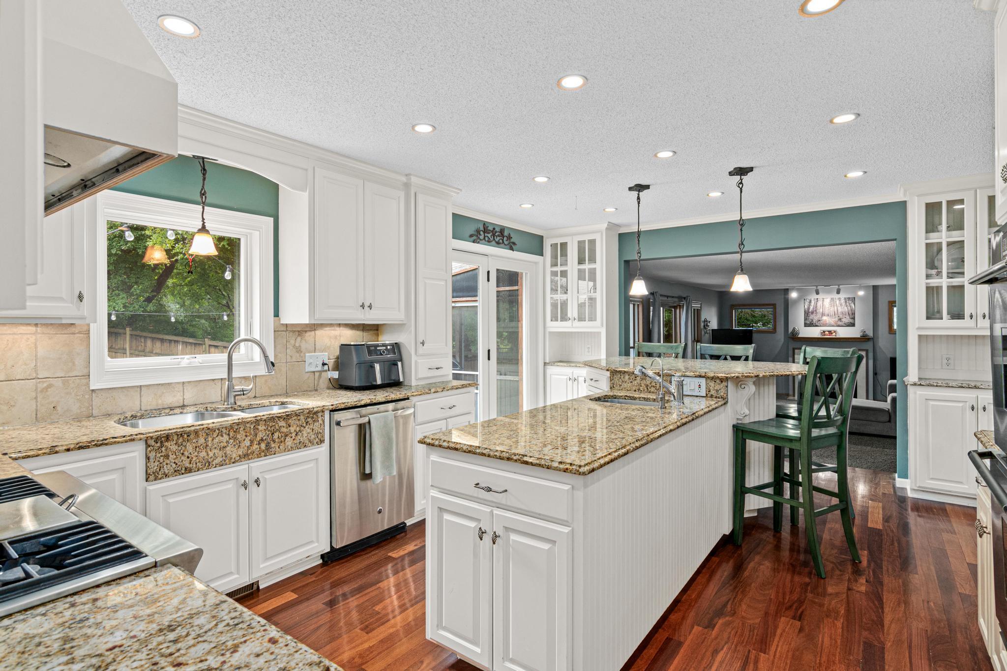 View of Residential at 726 Camberwell Drive, Eagan MN 55123, Eagan (11 of 54) - Mike Wilen | Minnesota Team Real Estate