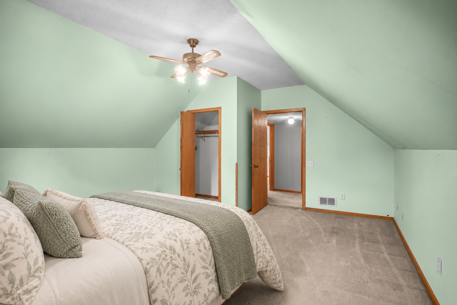View of Residential at 8428 Portland Avenue, Bloomington MN 55420, Bloomington (21 of 36) - Mike Wilen | Minnesota Team Real Estate