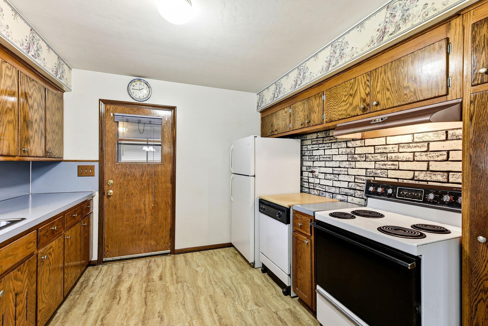 View of Residential at 2812 65th Avenue, Brooklyn Center MN 55430, Brooklyn Center (12 of 24) - Mike Wilen | Minnesota Team Real Estate