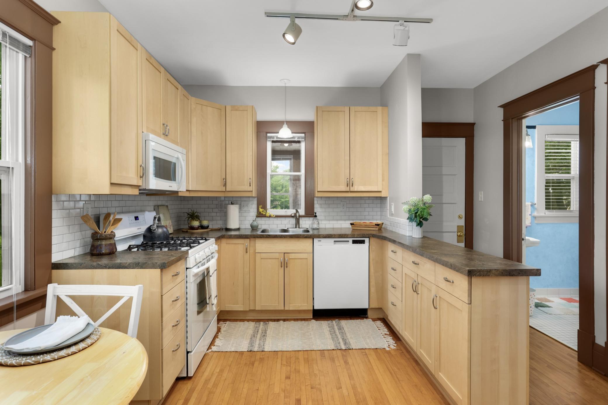 View of Residential at 1240 McKnight Road, Maplewood MN 55119, Maplewood (11 of 38) - Mike Wilen | Minnesota Team Real Estate