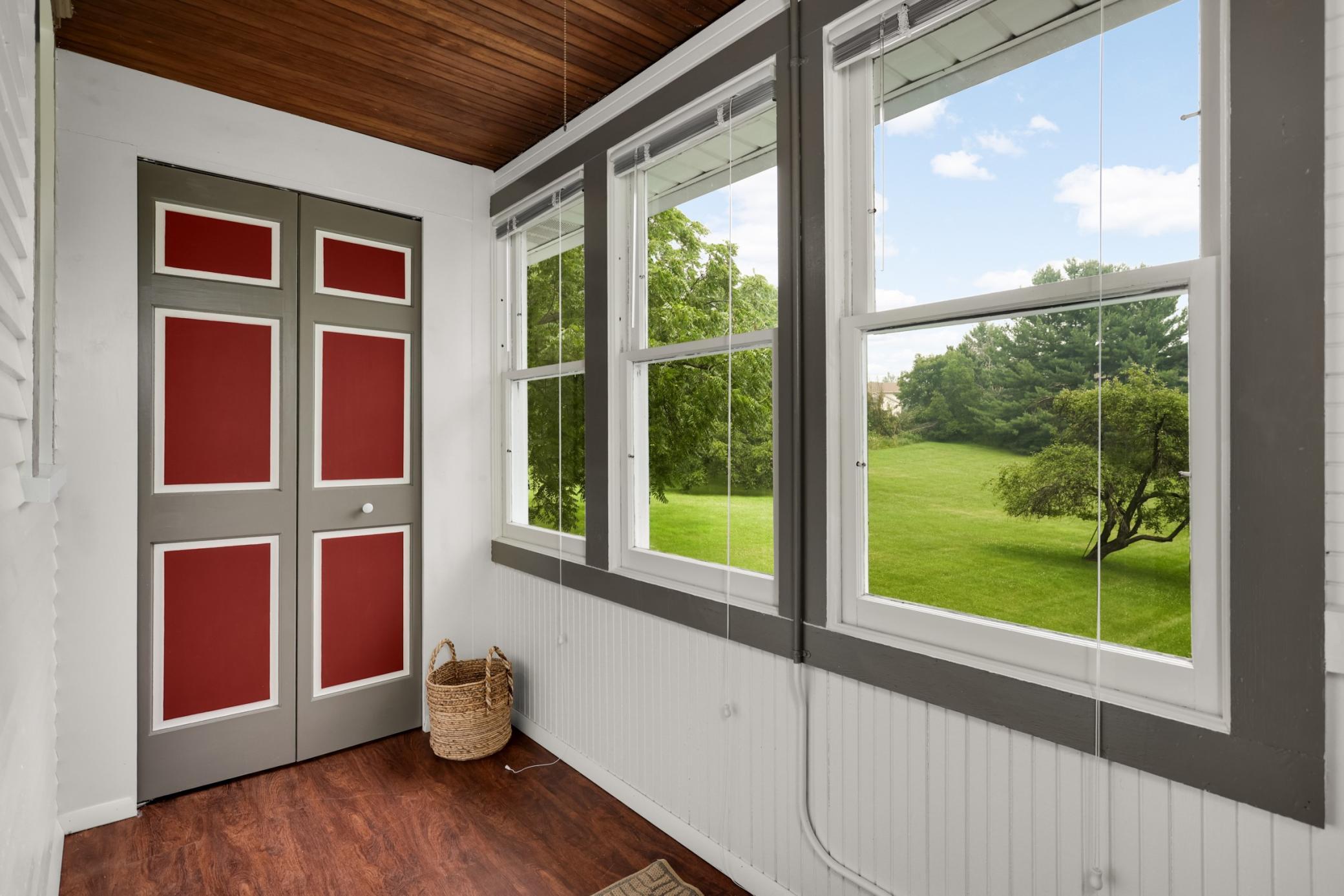 View of Residential at 1240 McKnight Road, Maplewood MN 55119, Maplewood (27 of 38) - Mike Wilen | Minnesota Team Real Estate