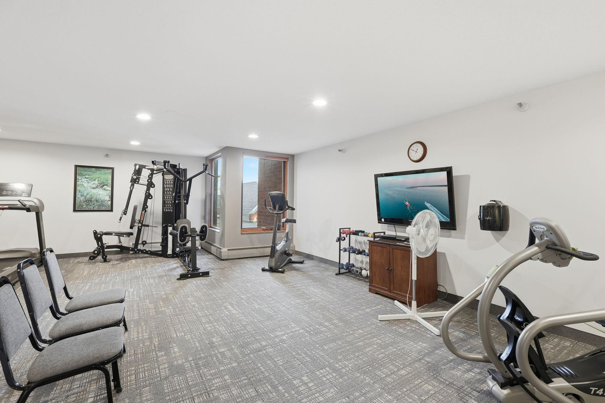 View of Residential at 500 County Road B #328, Roseville MN 55113, Roseville (33 of 43) - Mike Wilen | Minnesota Team Real Estate