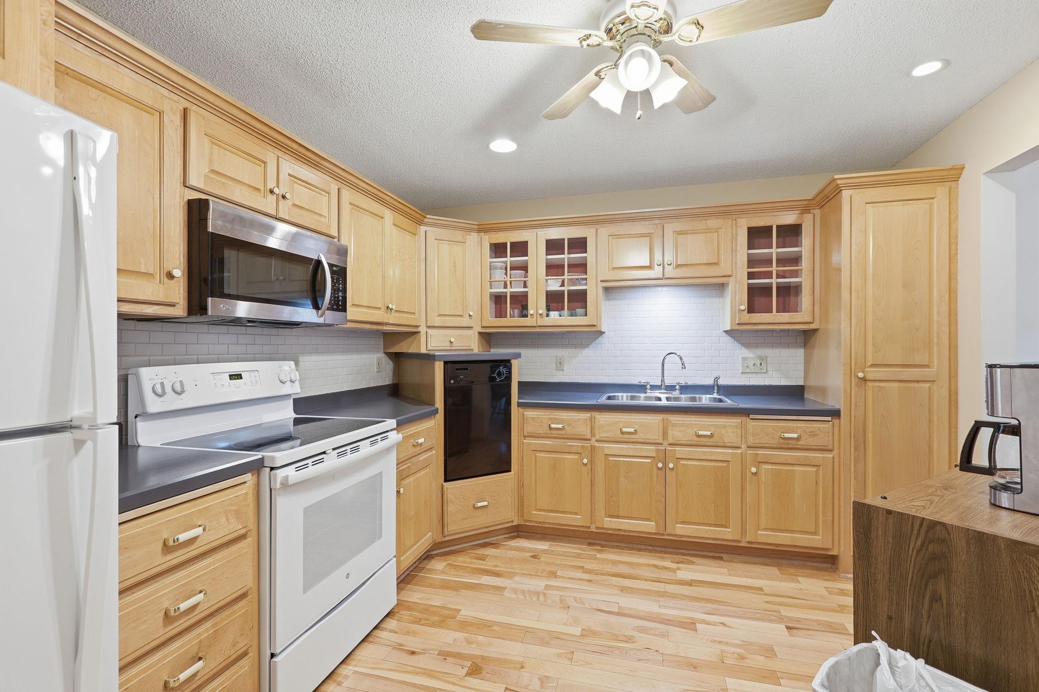 View of Residential at 500 County Road B #328, Roseville MN 55113, Roseville (7 of 43) - Mike Wilen | Minnesota Team Real Estate