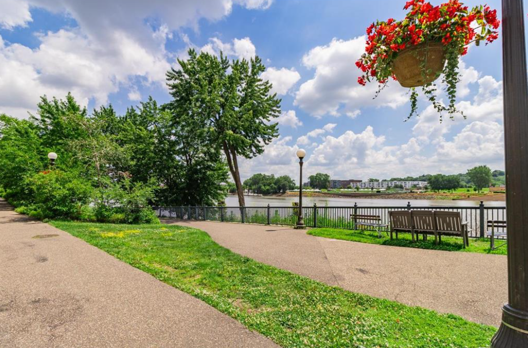 View of Residential at 284 Spring Street #311, Saint Paul MN 55102, Saint Paul (24 of 28) - Mike Wilen | Minnesota Team Real Estate