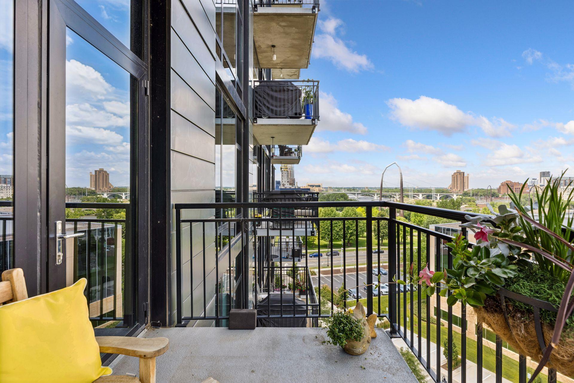 View of Residential at 1120 2nd Street #703, Minneapolis MN 55415, Minneapolis (33 of 48) - Mike Wilen | Minnesota Team Real Estate