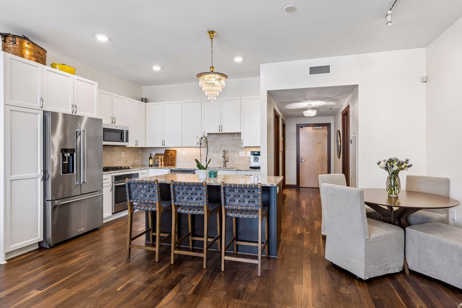 View of Residential at 1120 2nd Street #703, Minneapolis MN 55415, Minneapolis (9 of 35) - Mike Wilen | Minnesota Team Real Estate