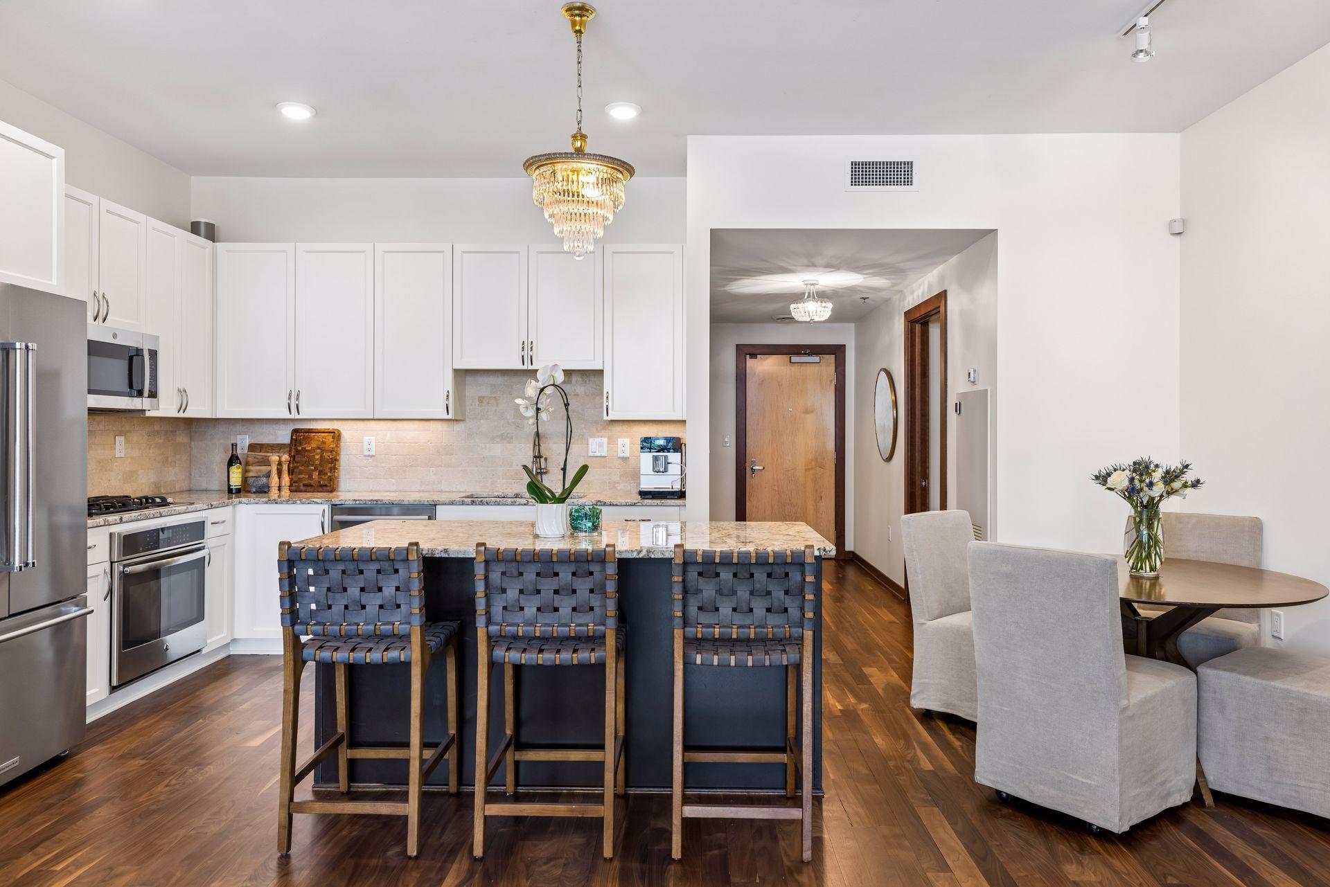 View of Residential at 1120 2nd Street #703, Minneapolis MN 55415, Minneapolis (8 of 35) - Mike Wilen | Minnesota Team Real Estate
