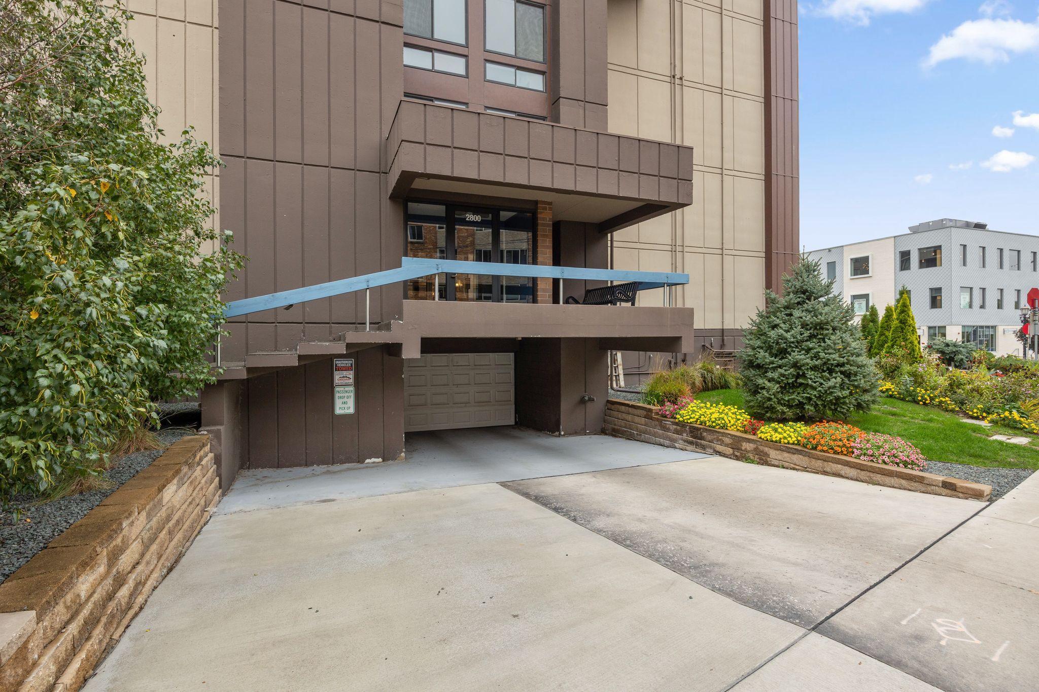 View of Residential at 2800 44th Street #201, Minneapolis MN 55410, Minneapolis (19 of 29) - Mike Wilen | Minnesota Team Real Estate