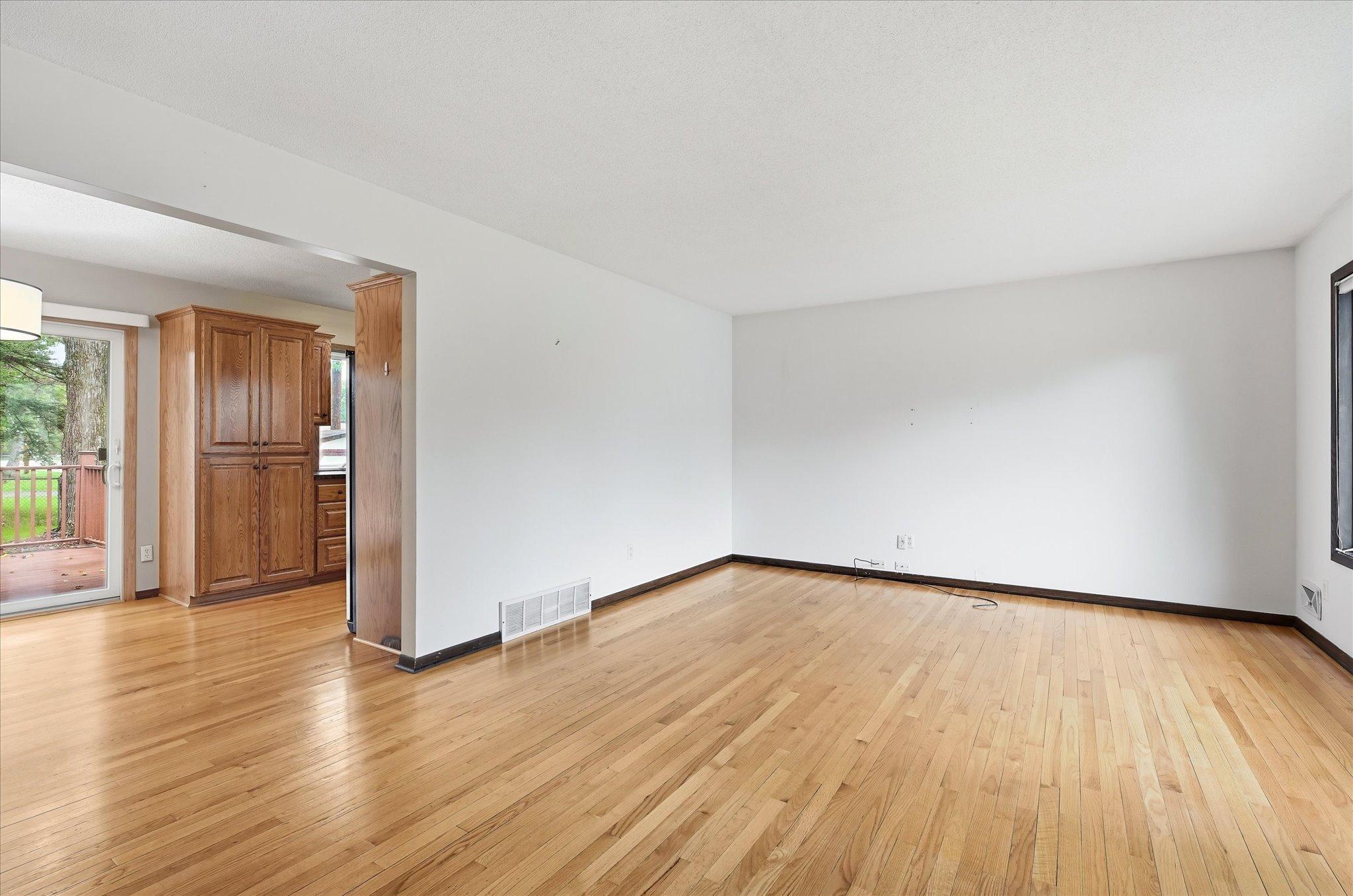 View of Residential at 20480 Idalia Avenue, Lakeville MN 55044, Lakeville (4 of 24) - Mike Wilen | Minnesota Team Real Estate