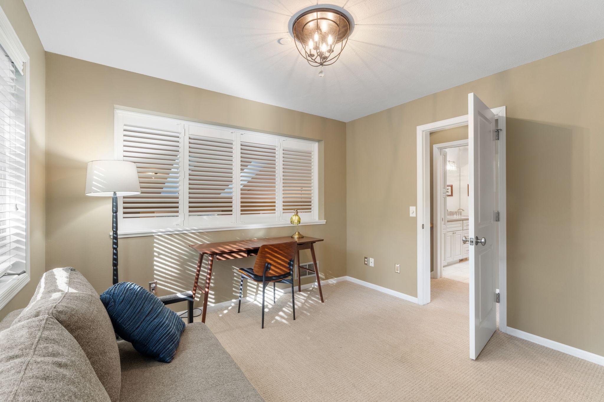 View of Residential at 5428 Rowland Park Road, Minnetonka MN 55343, Minnetonka (12 of 20) - Mike Wilen | Minnesota Team Real Estate