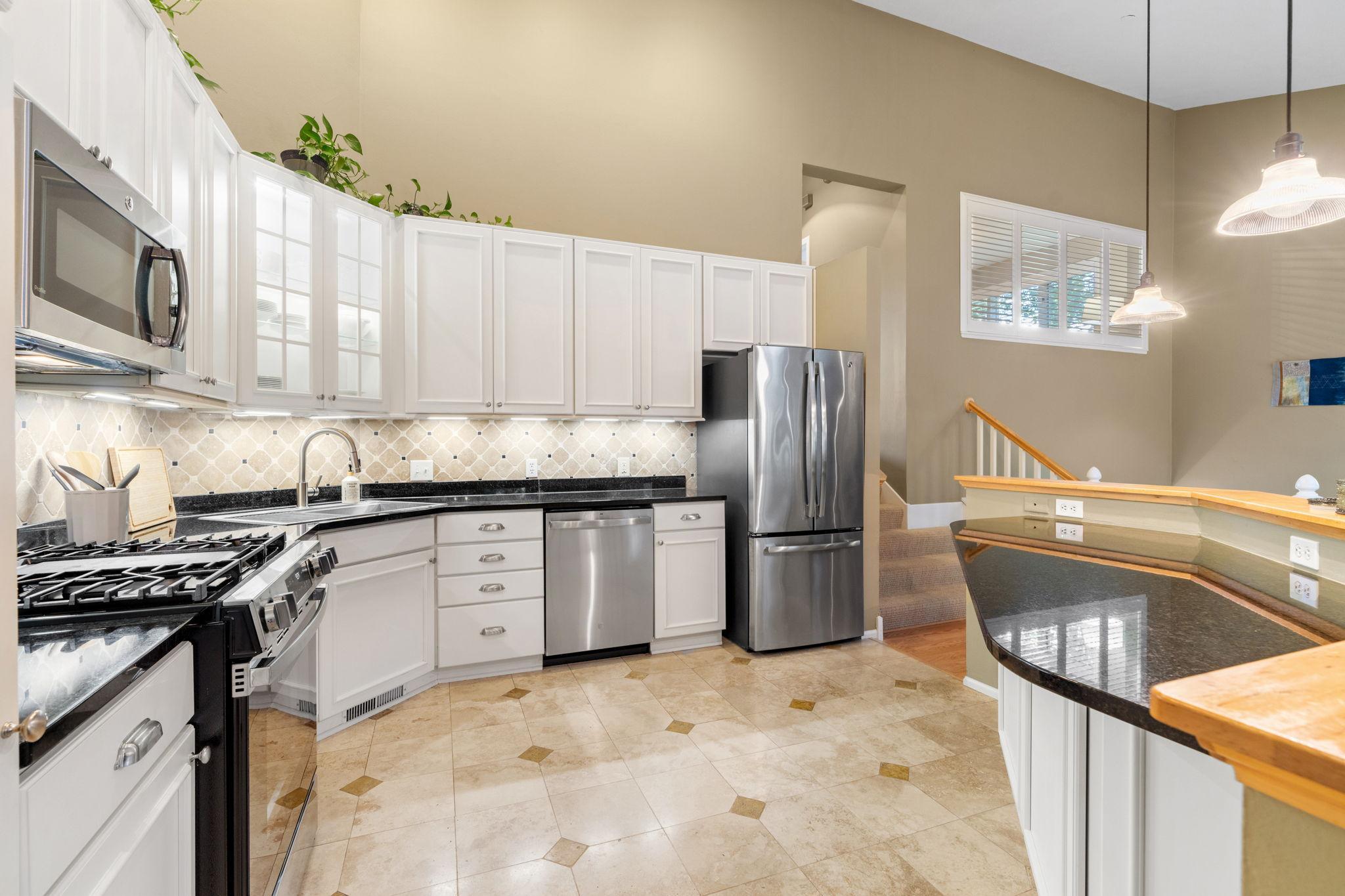 View of Residential at 5428 Rowland Park Road, Minnetonka MN 55343, Minnetonka (5 of 20) - Mike Wilen | Minnesota Team Real Estate
