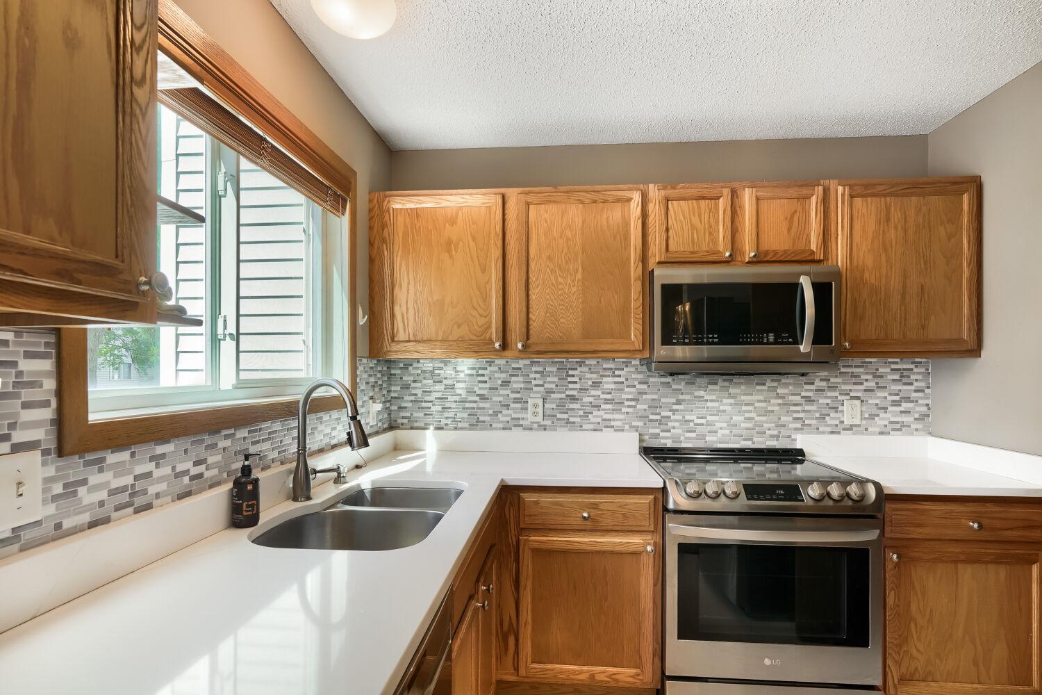 View of Residential at 15521 Float Lane #150, Apple Valley MN 55124, Apple Valley (6 of 17) - Mike Wilen | Minnesota Team Real Estate