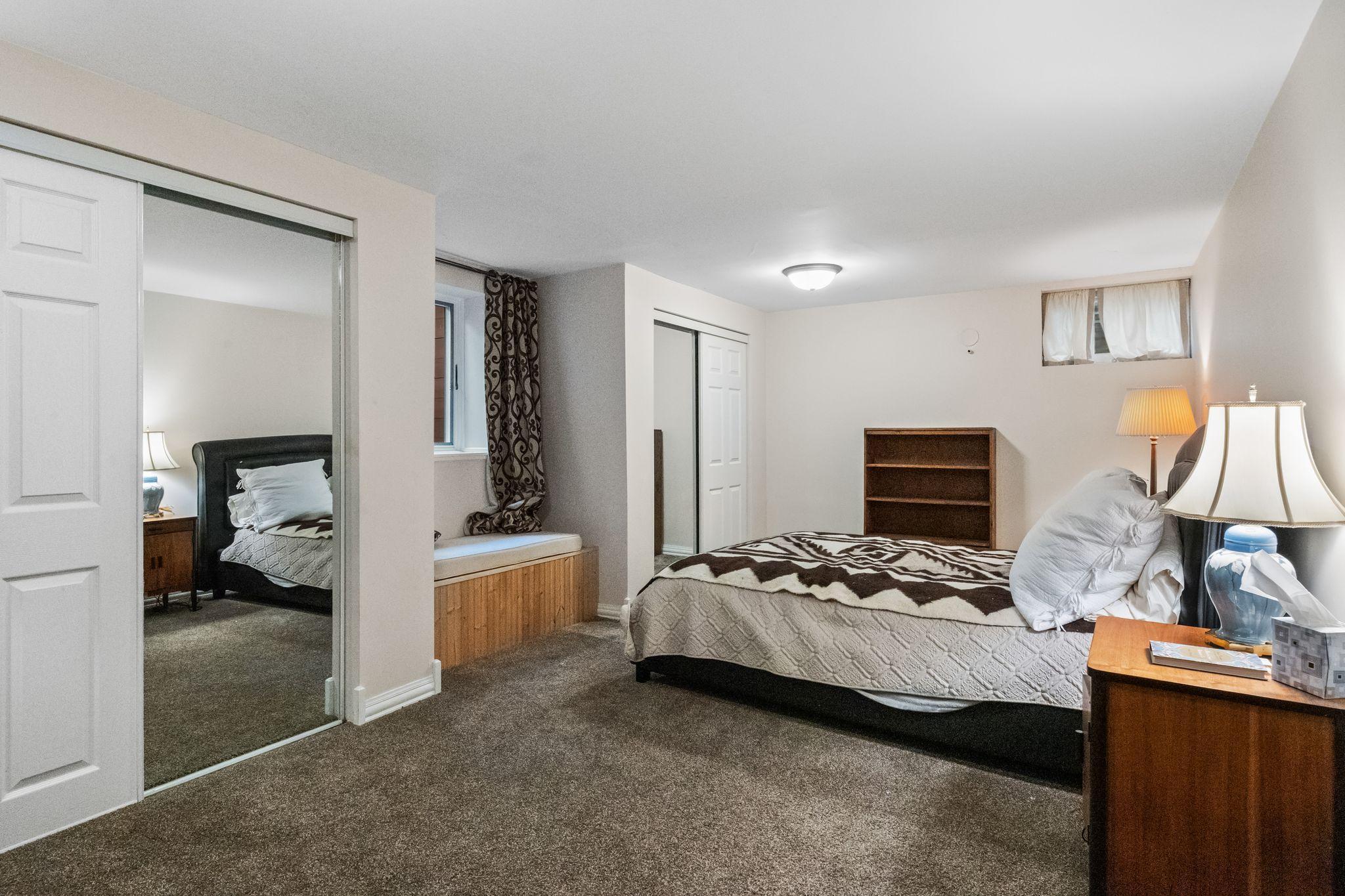 View of Residential at 40 Upton Avenue, Minneapolis MN 55405, Minneapolis (21 of 30) - Mike Wilen | Minnesota Team Real Estate