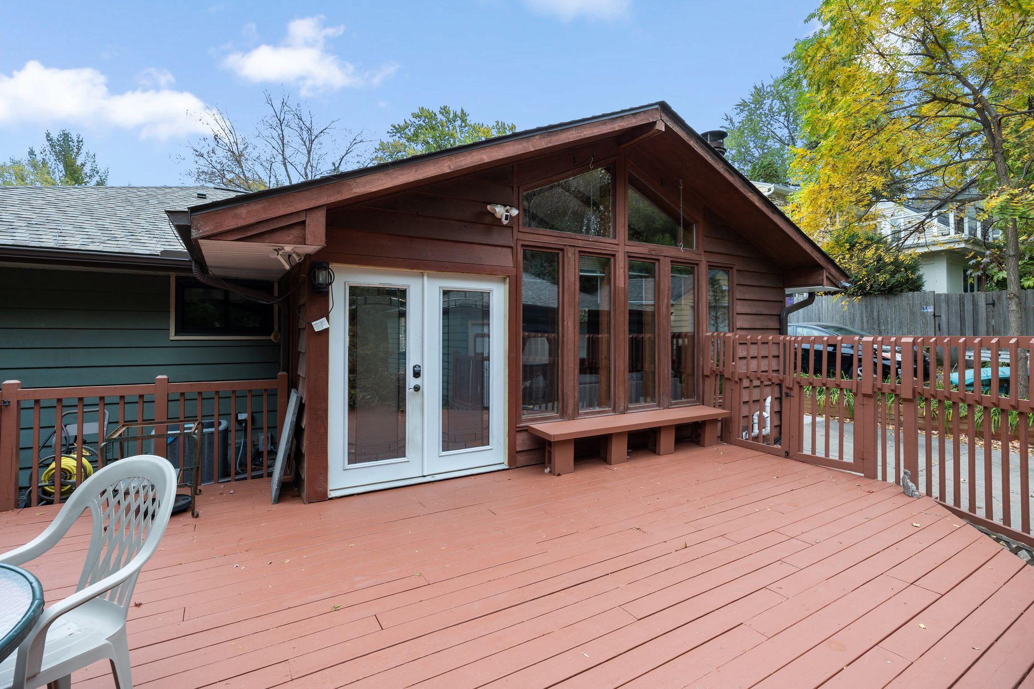 View of Residential at 40 Upton Avenue, Minneapolis MN 55405, Minneapolis (31 of 37) - Mike Wilen | Minnesota Team Real Estate