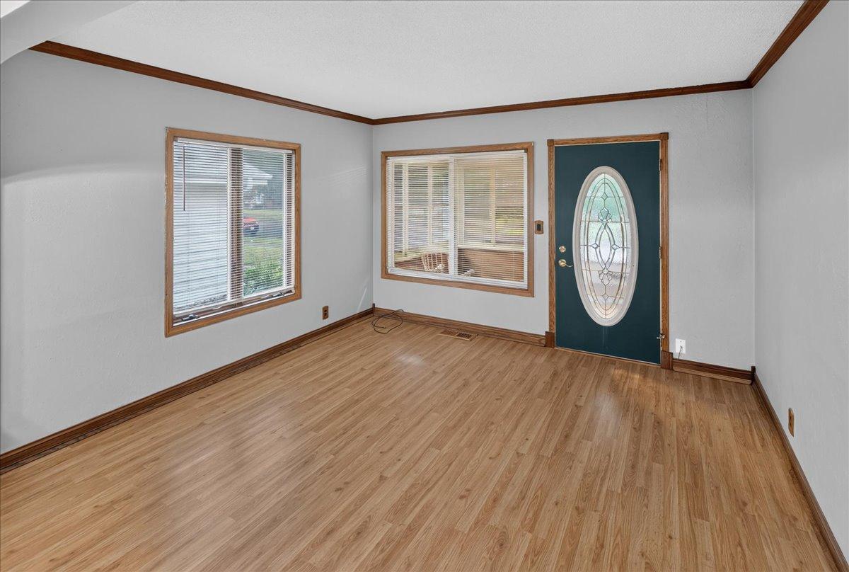 View of Residential at 317 6th Avenue, South Saint Paul MN 55075, South Saint Paul (7 of 26) - Mike Wilen | Minnesota Team Real Estate