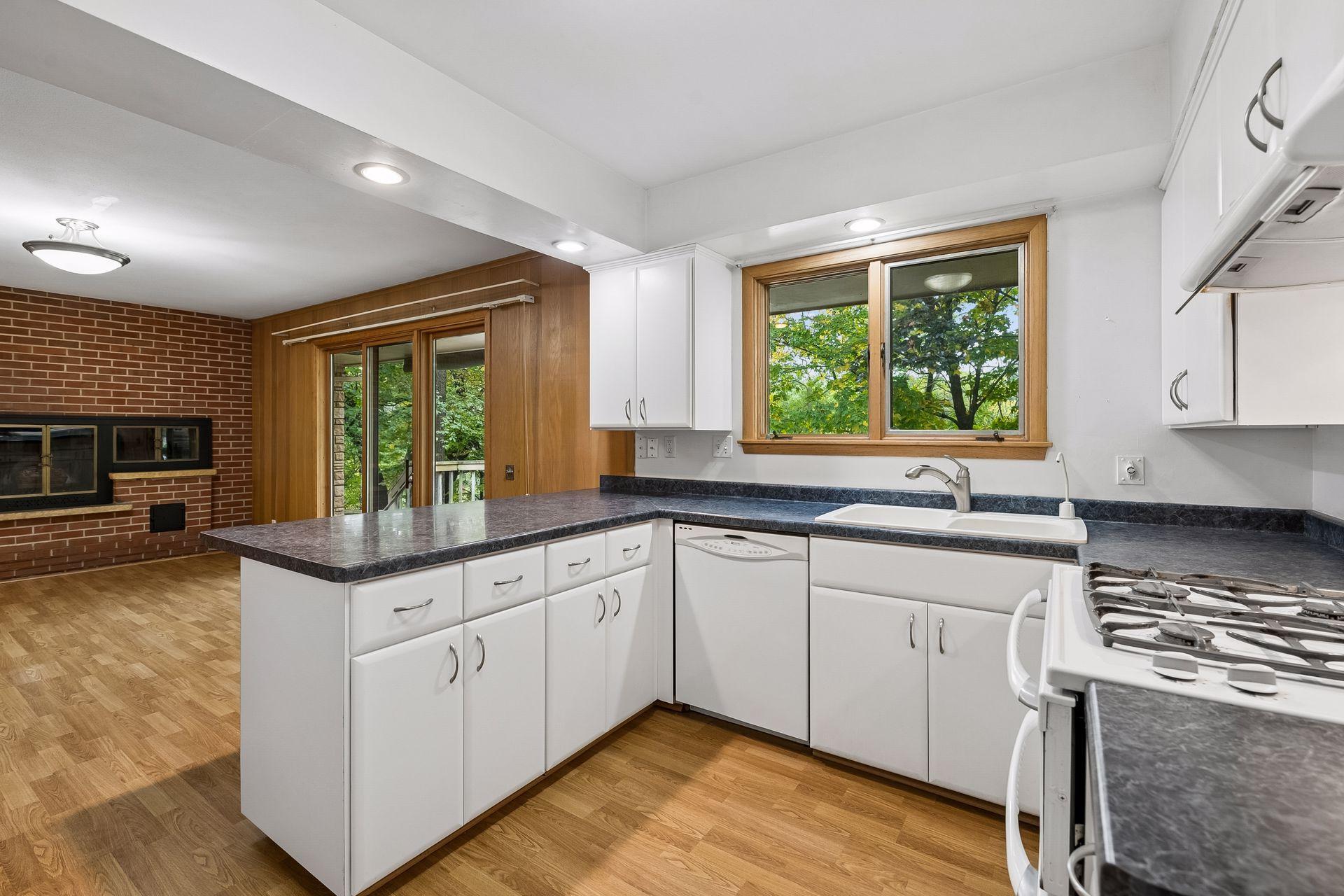 View of Residential at 5018 Normandale Court, Edina MN 55436, Edina (13 of 40) - Mike Wilen | Minnesota Team Real Estate
