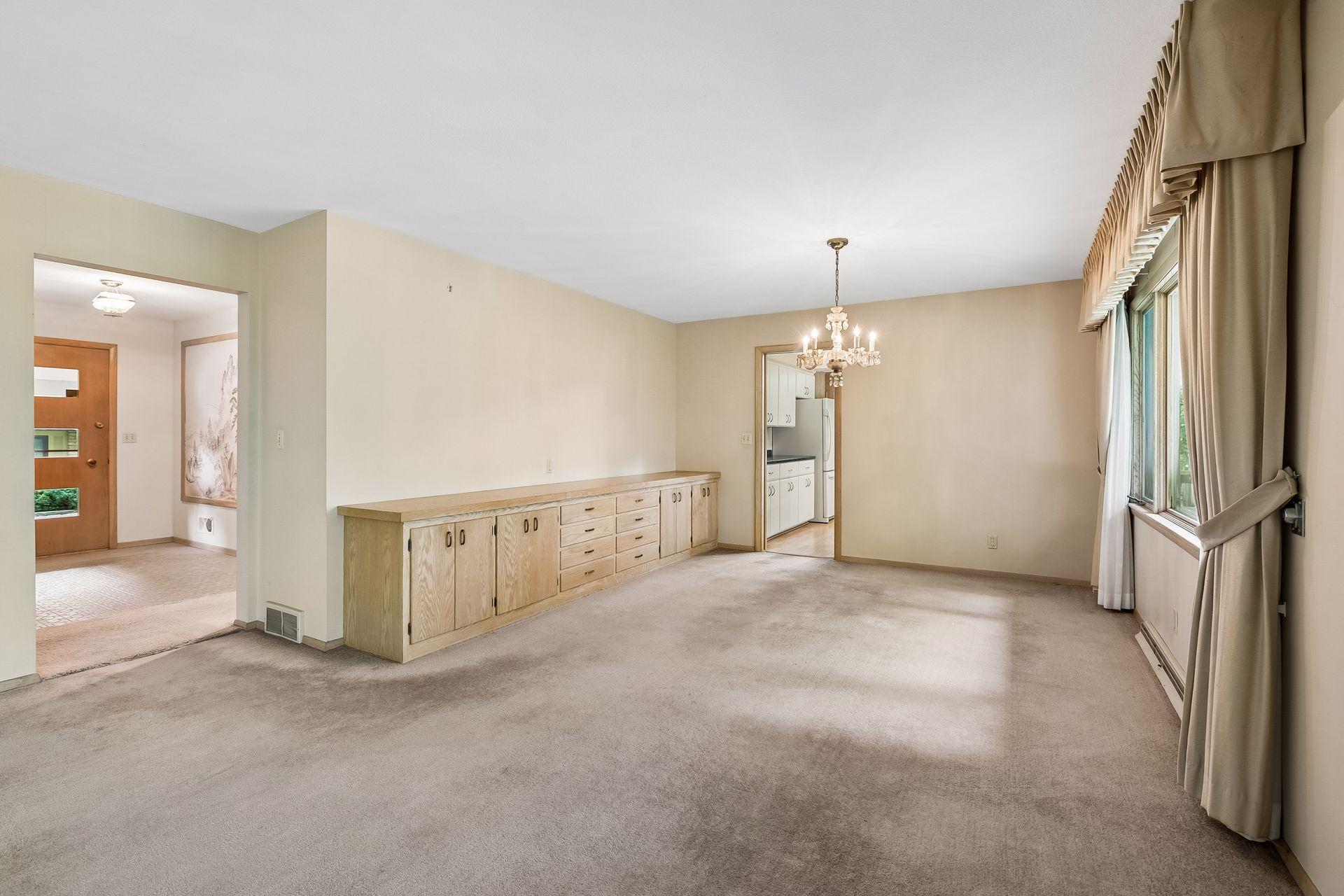 View of Residential at 5018 Normandale Court, Edina MN 55436, Edina (18 of 40) - Mike Wilen | Minnesota Team Real Estate