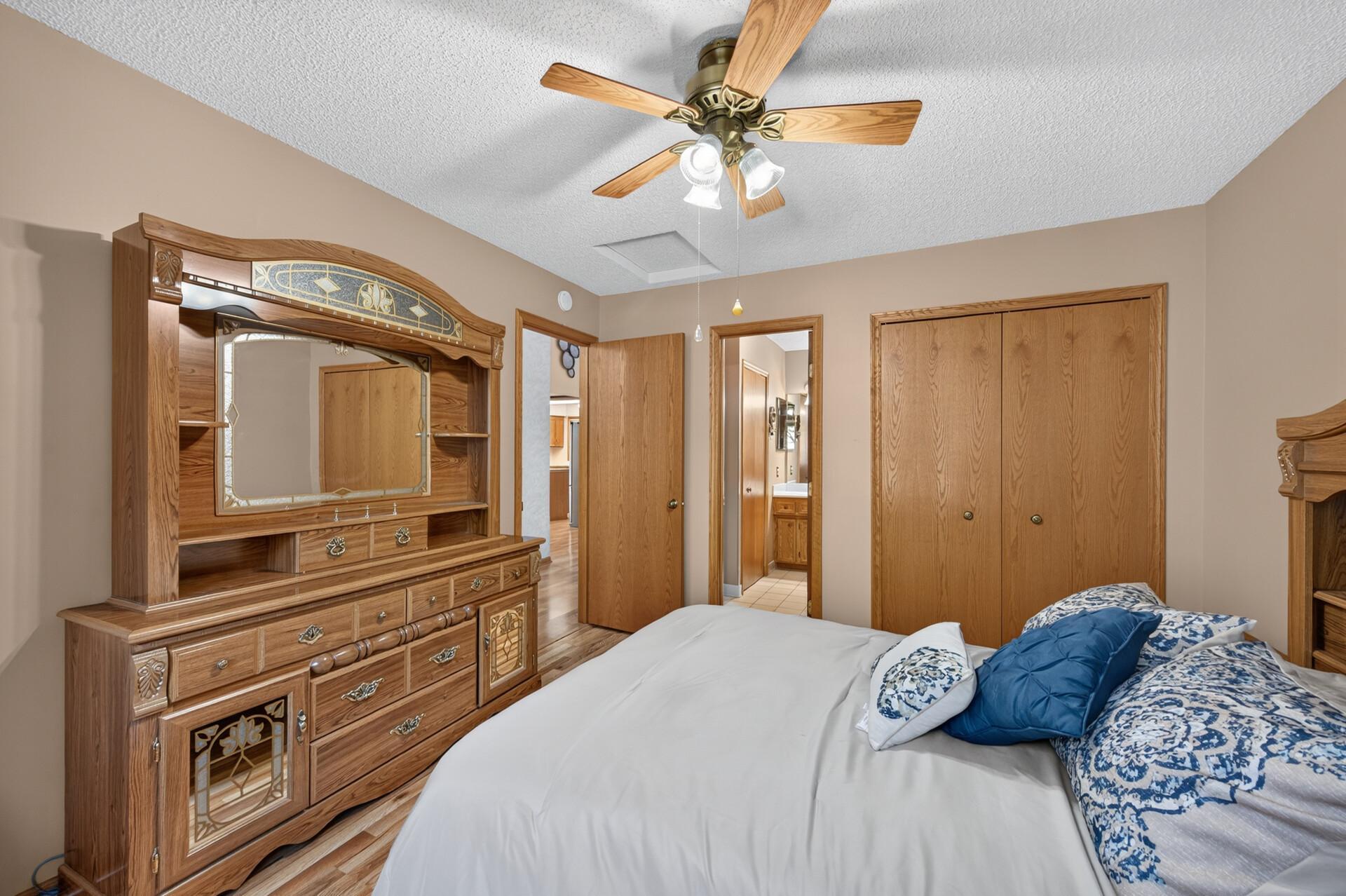 View of Residential at 2643 Lake Court Circle, New Brighton MN 55112, New Brighton (21 of 29) - Mike Wilen | Minnesota Team Real Estate